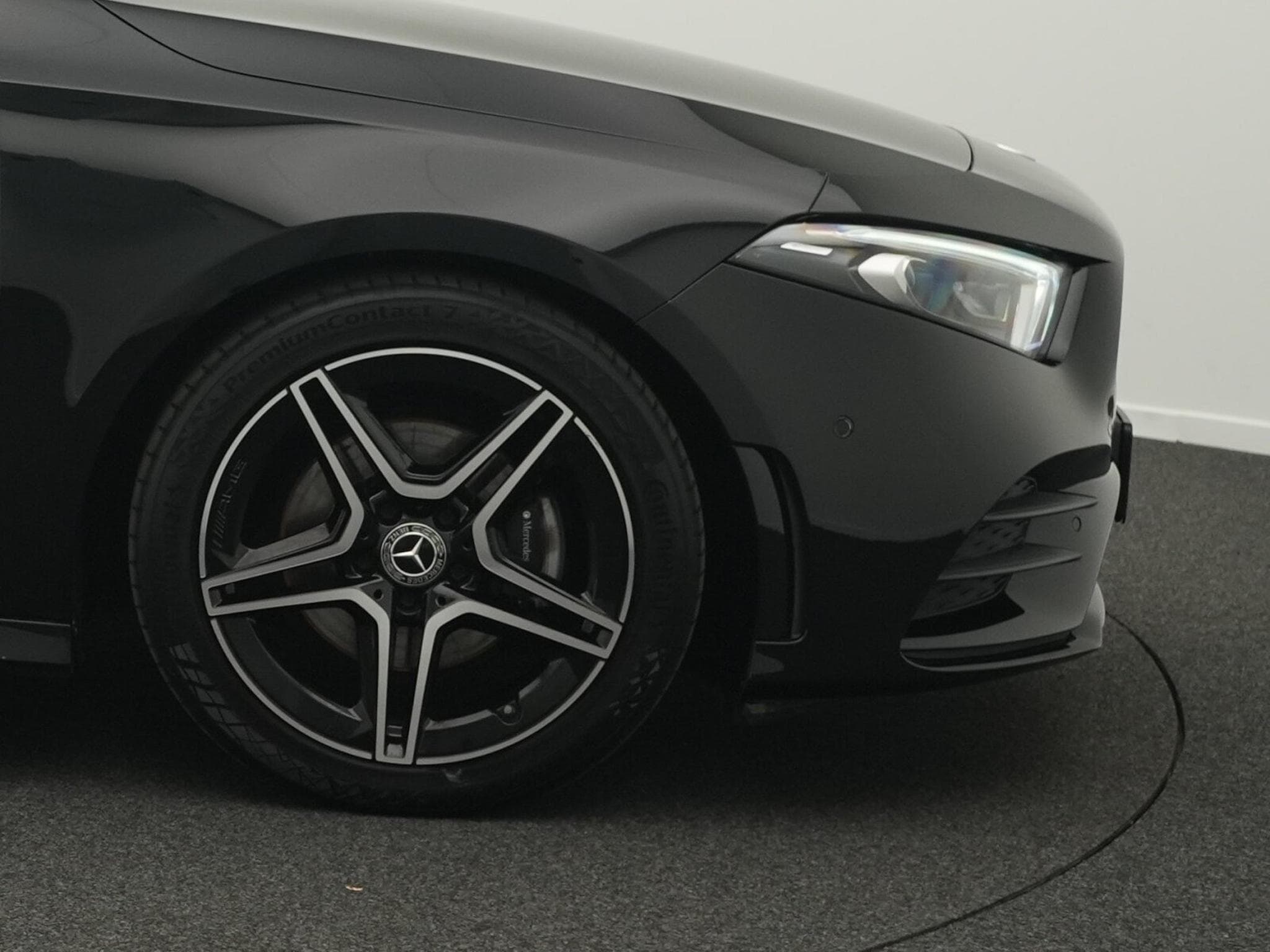 Mercedes A 200 AMG-Line Multi+Kamera+Night+MBUX (2022) - Photo 8