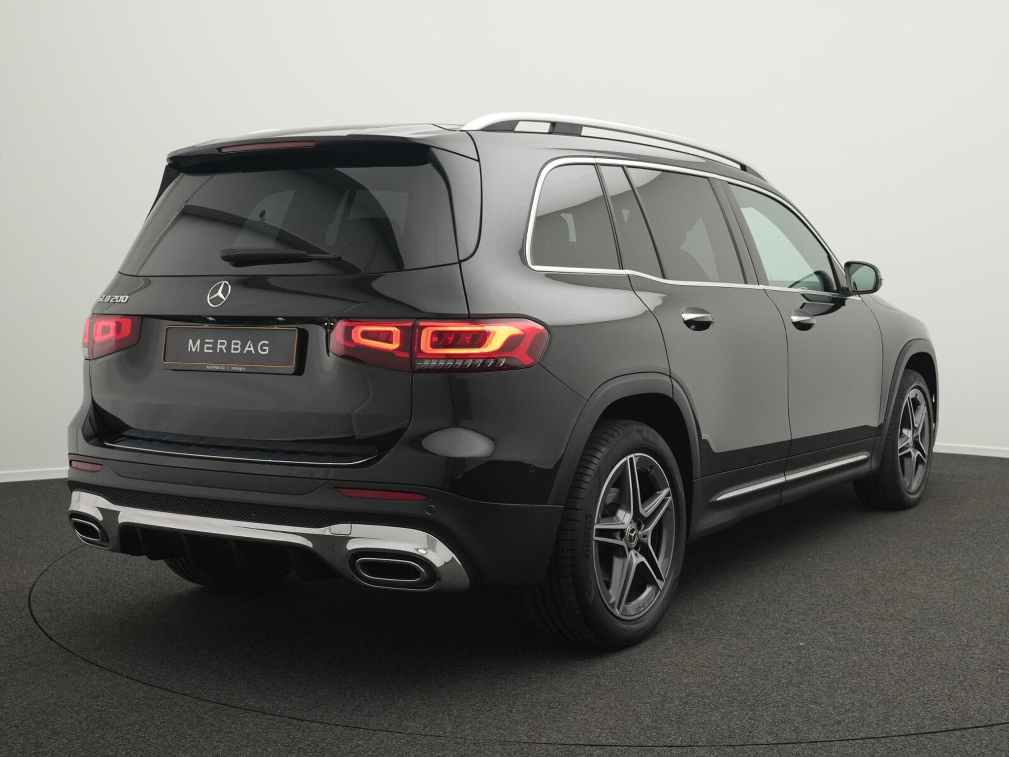 Mercedes GLB 200 AMG-Line Multi+Pano+Memo+Kamera (2021) - Photo 3