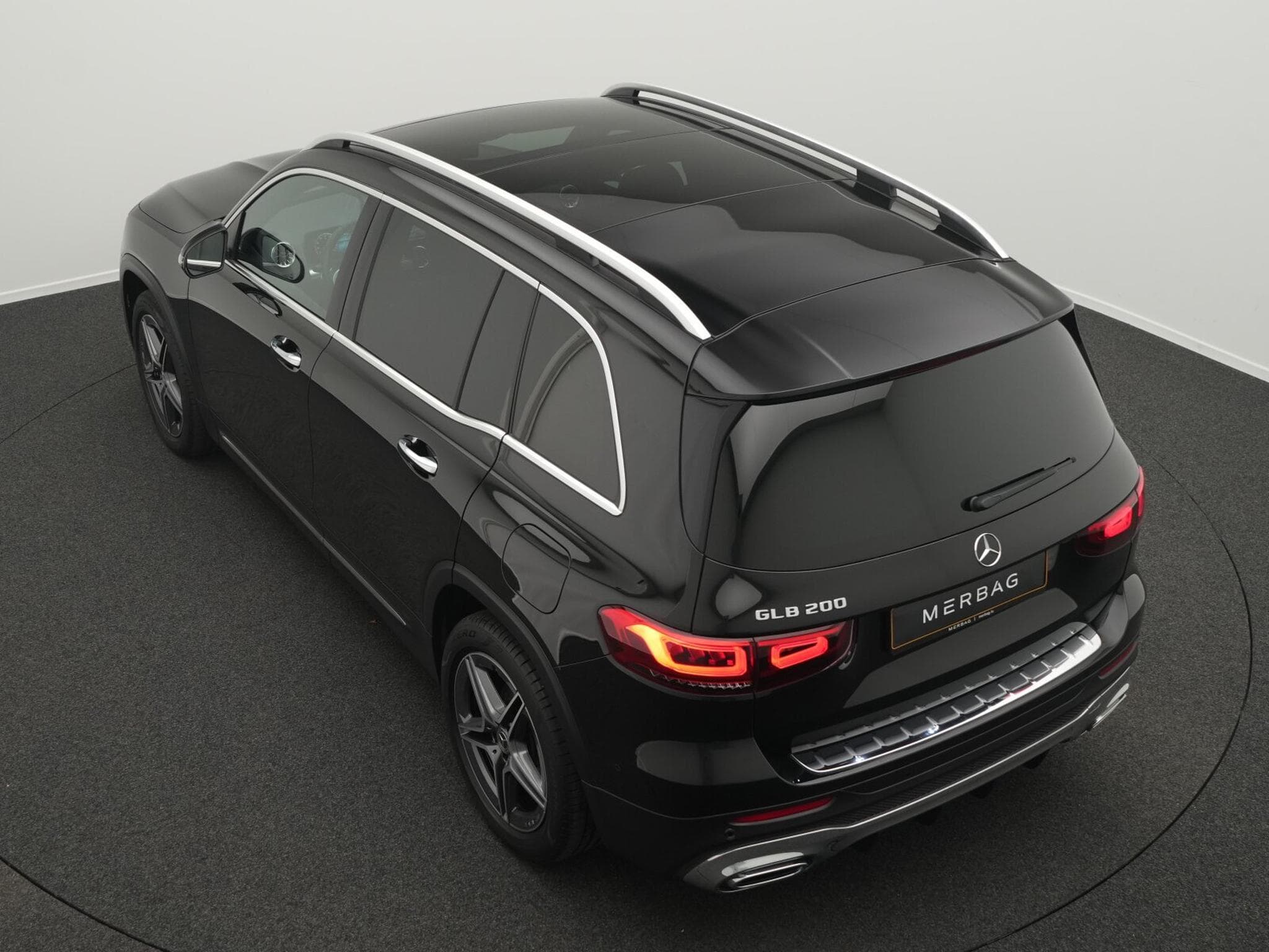 Mercedes GLB 200 AMG-Line Multi+Pano+Memo+Kamera (2021) - Photo 13