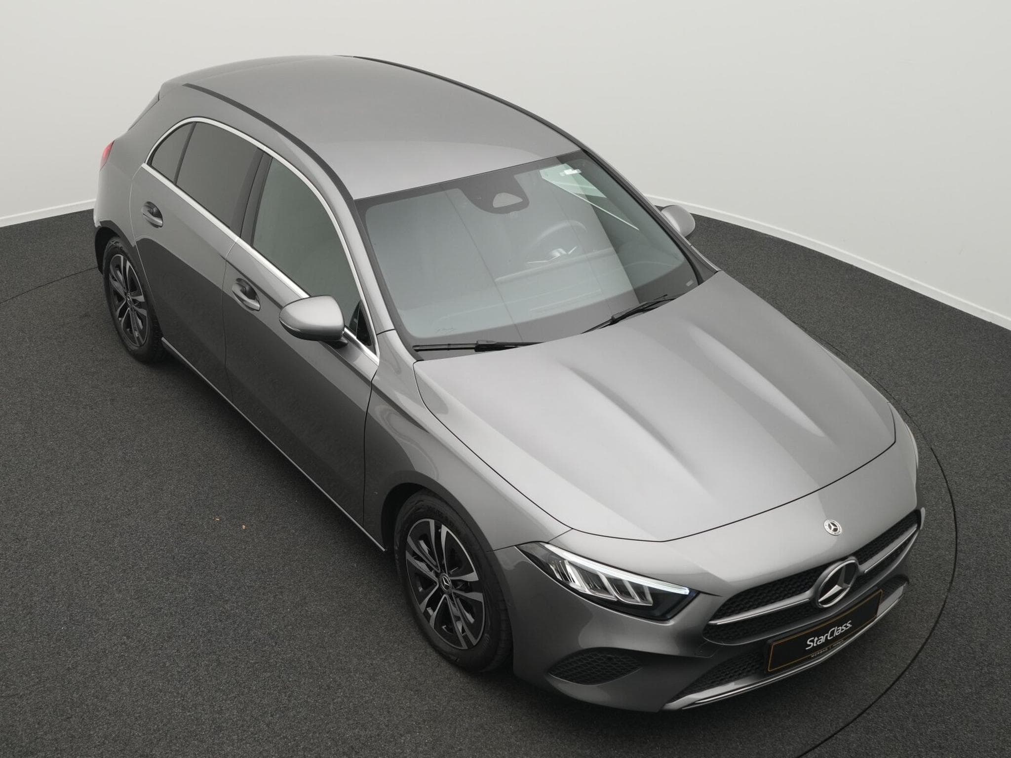 Mercedes A 180 d Progressive LED+Kamera+MBUX (2025) - Photo 12