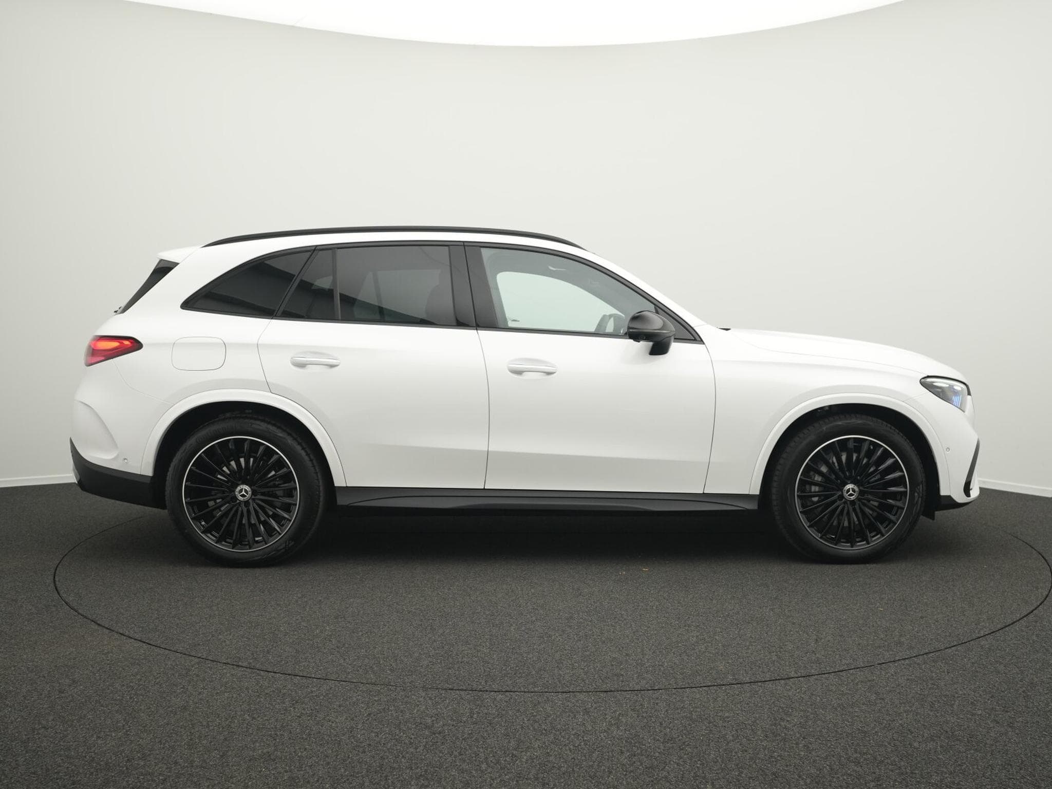 Mercedes GLC 220 d 4M AMG-Line (2026) - Photo 5