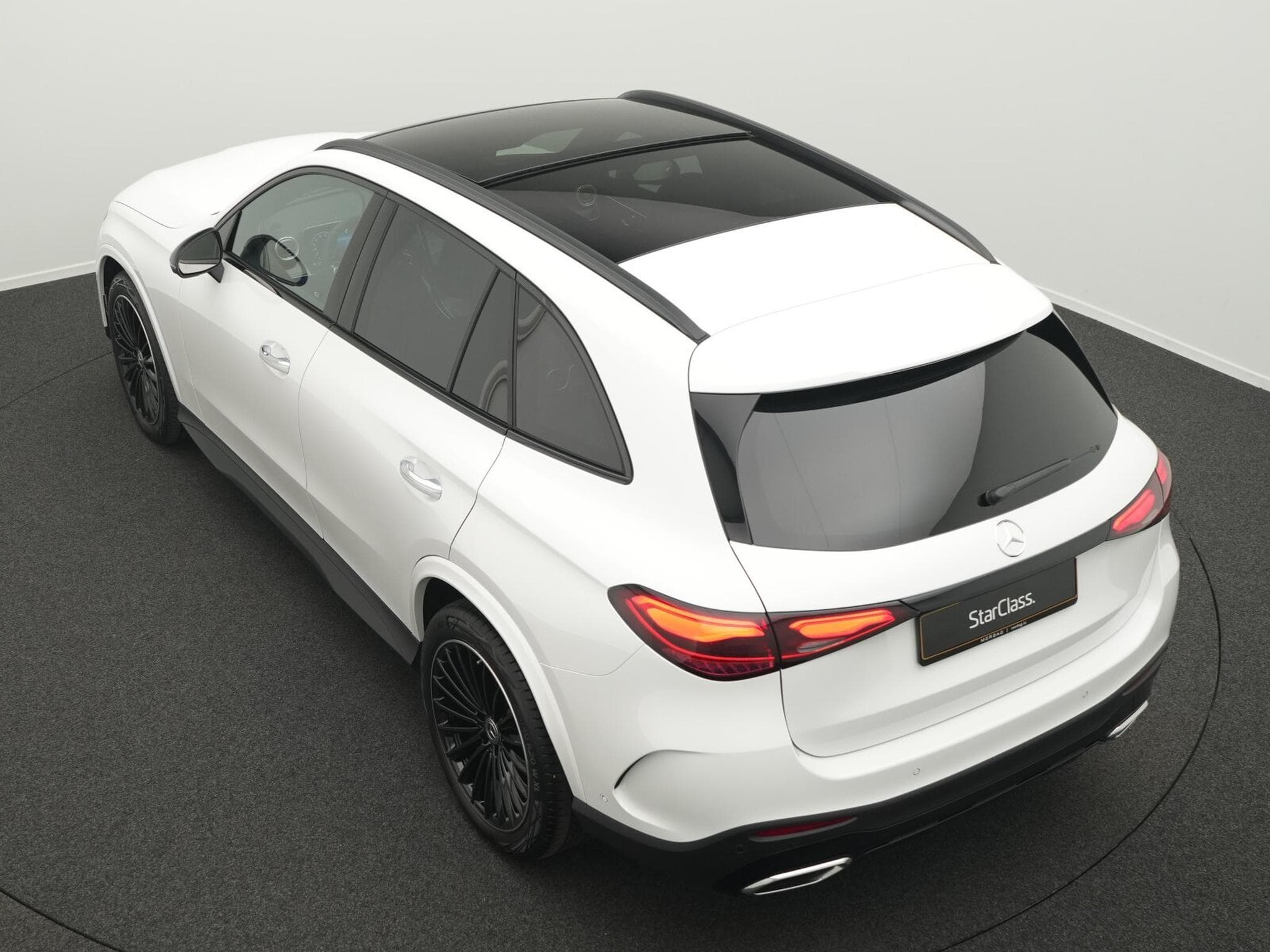 Mercedes GLC 220 d 4M AMG-Line (2026) - Photo 13