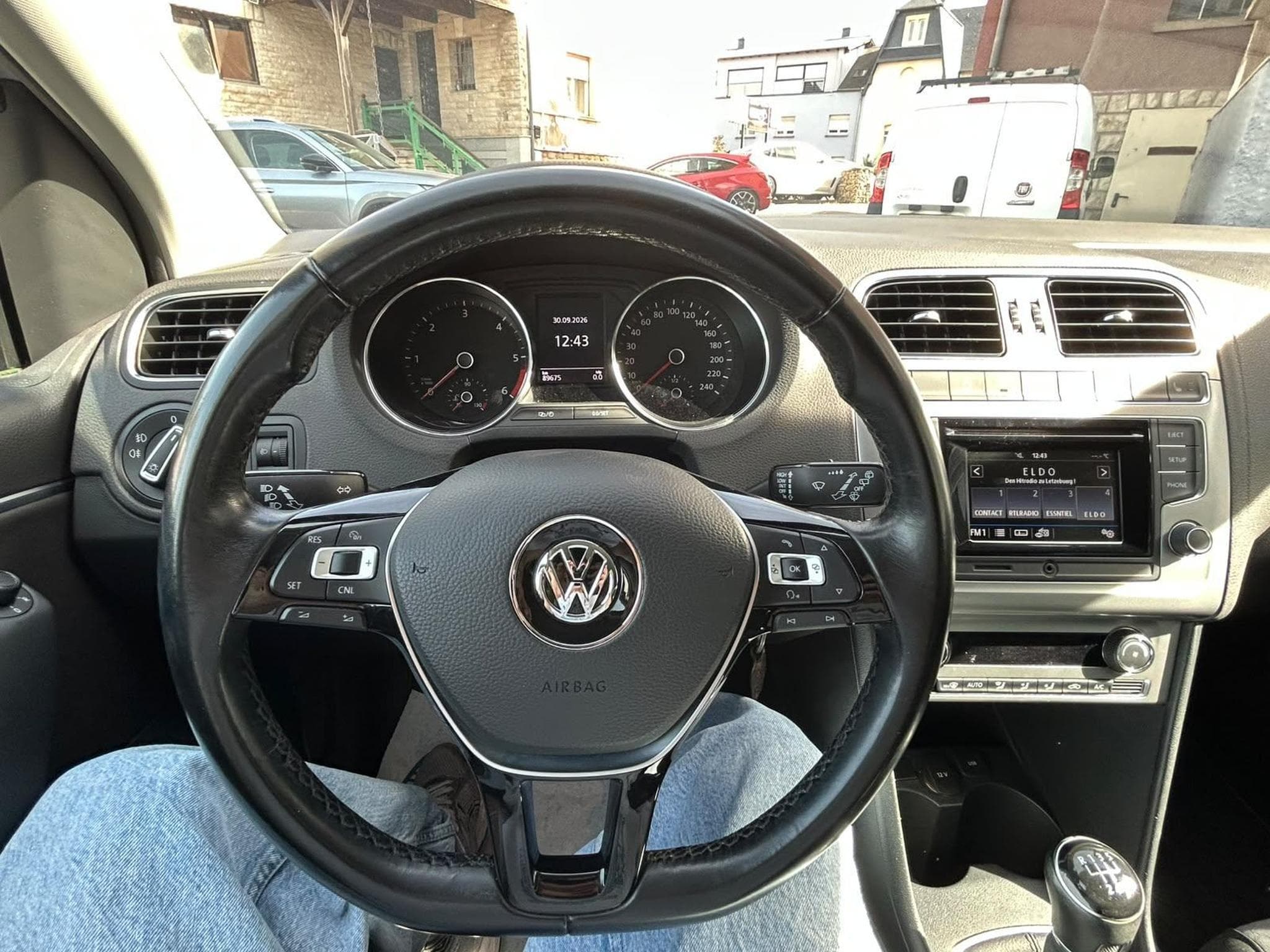 VW Polo 1.4 TDI 105CV HIGLINE 5 PORTES (2017) - Photo 12