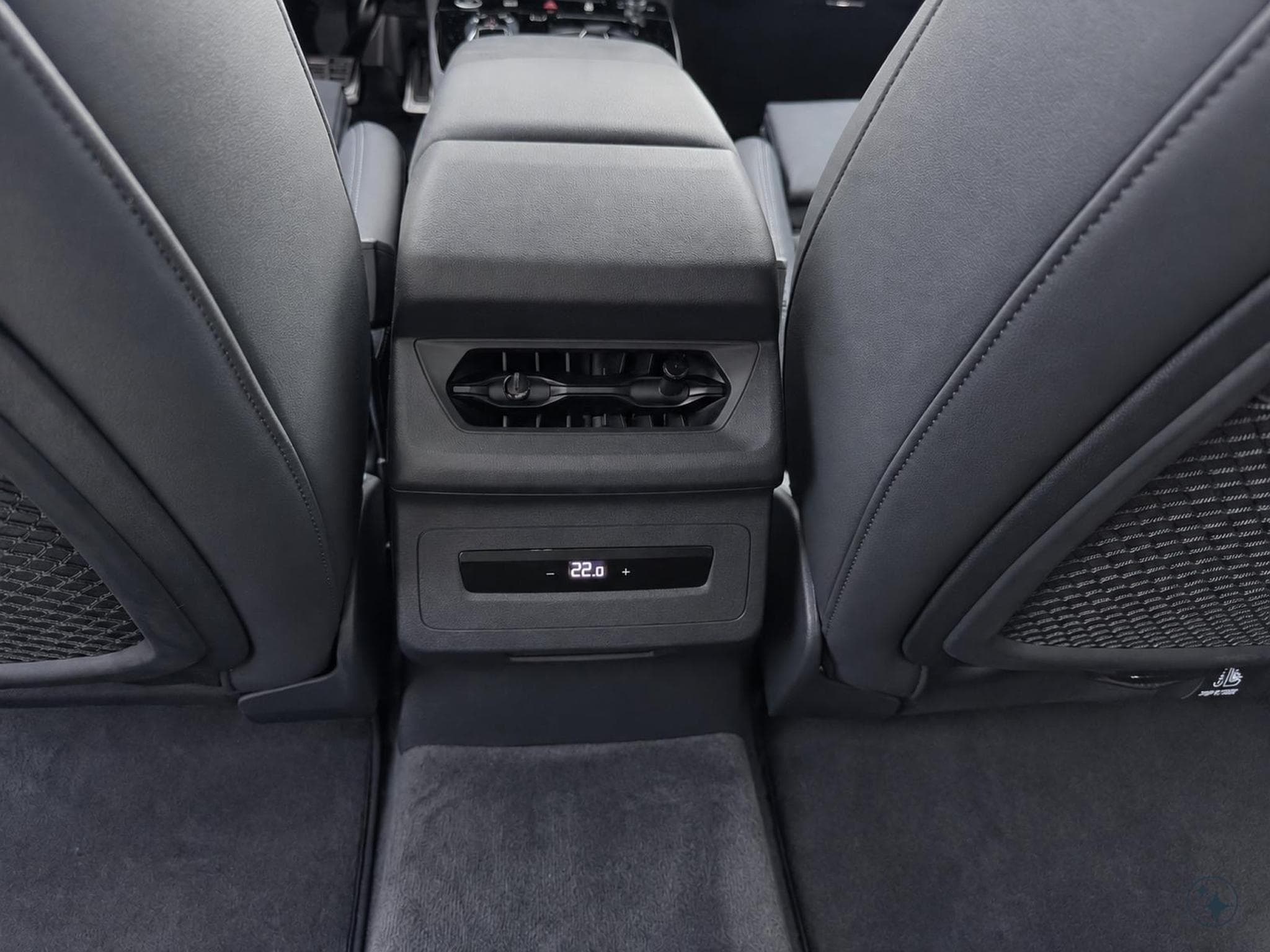 Audi A6 A6 Avant e-tron (2026) - Photo 14