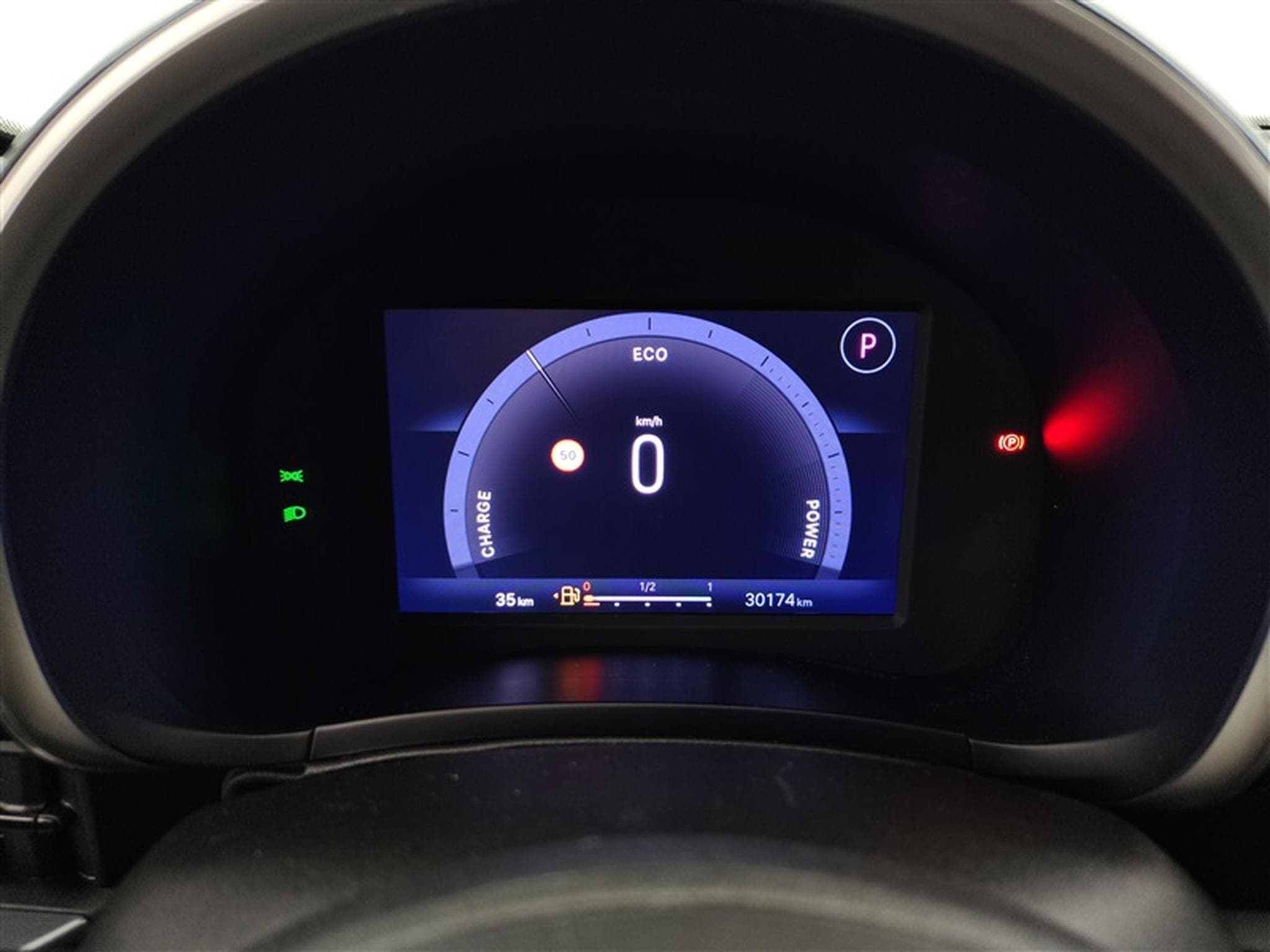 Fiat 600 1.2 Hybrid 136cv DCT Icone NAVI / FULL LED / KEYLESS / CAM (2025) - Photo 10