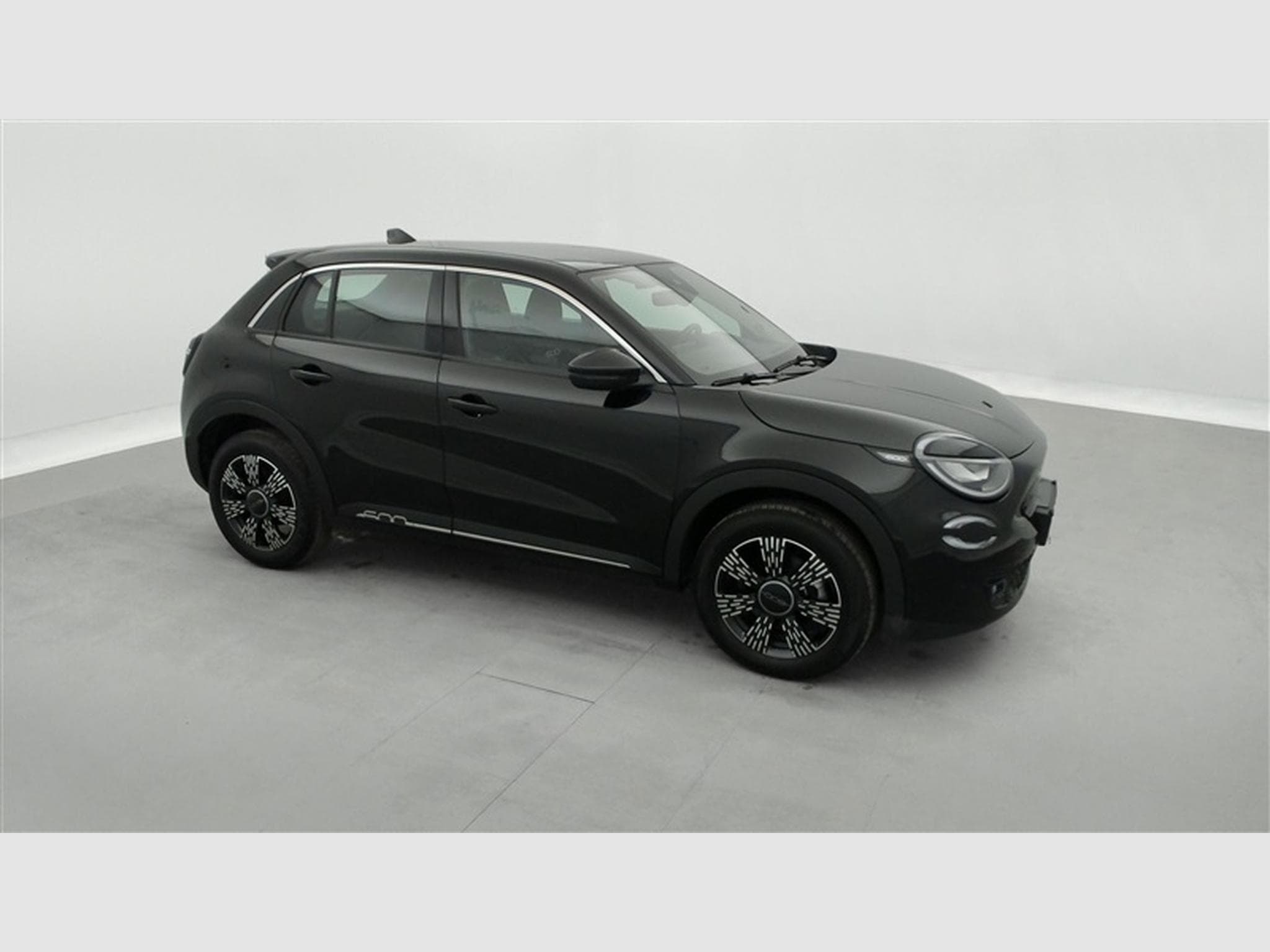 Fiat 600 1.2 Hybrid 136cv DCT Icone NAVI / FULL LED / KEYLESS / CAM (2025) - Photo 23