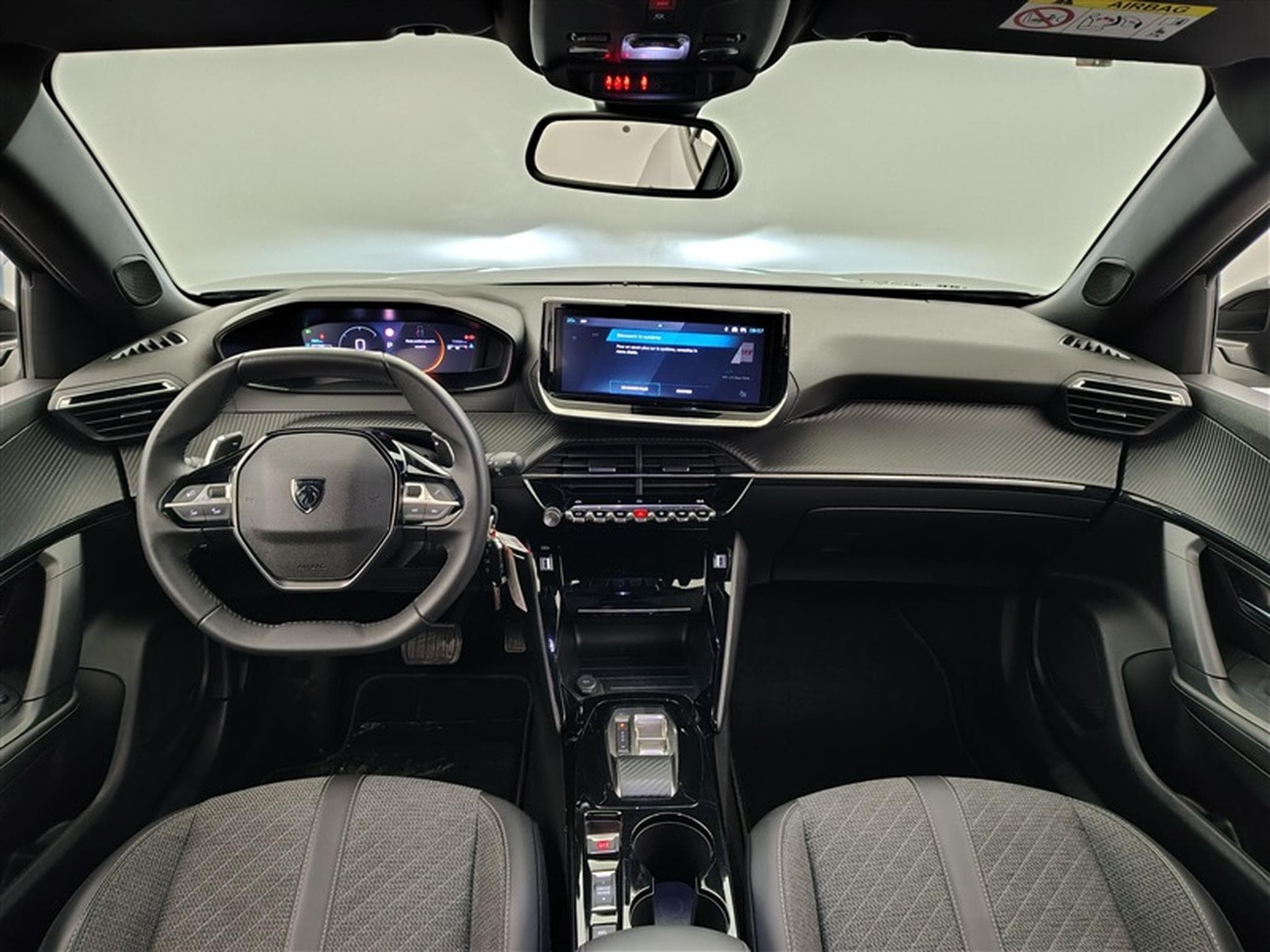 Peugeot 2008 1.2 PureTech 130Cv EAT8 Allure Pack NAVI / FULL LED / CAMERA (2024) - Photo 8