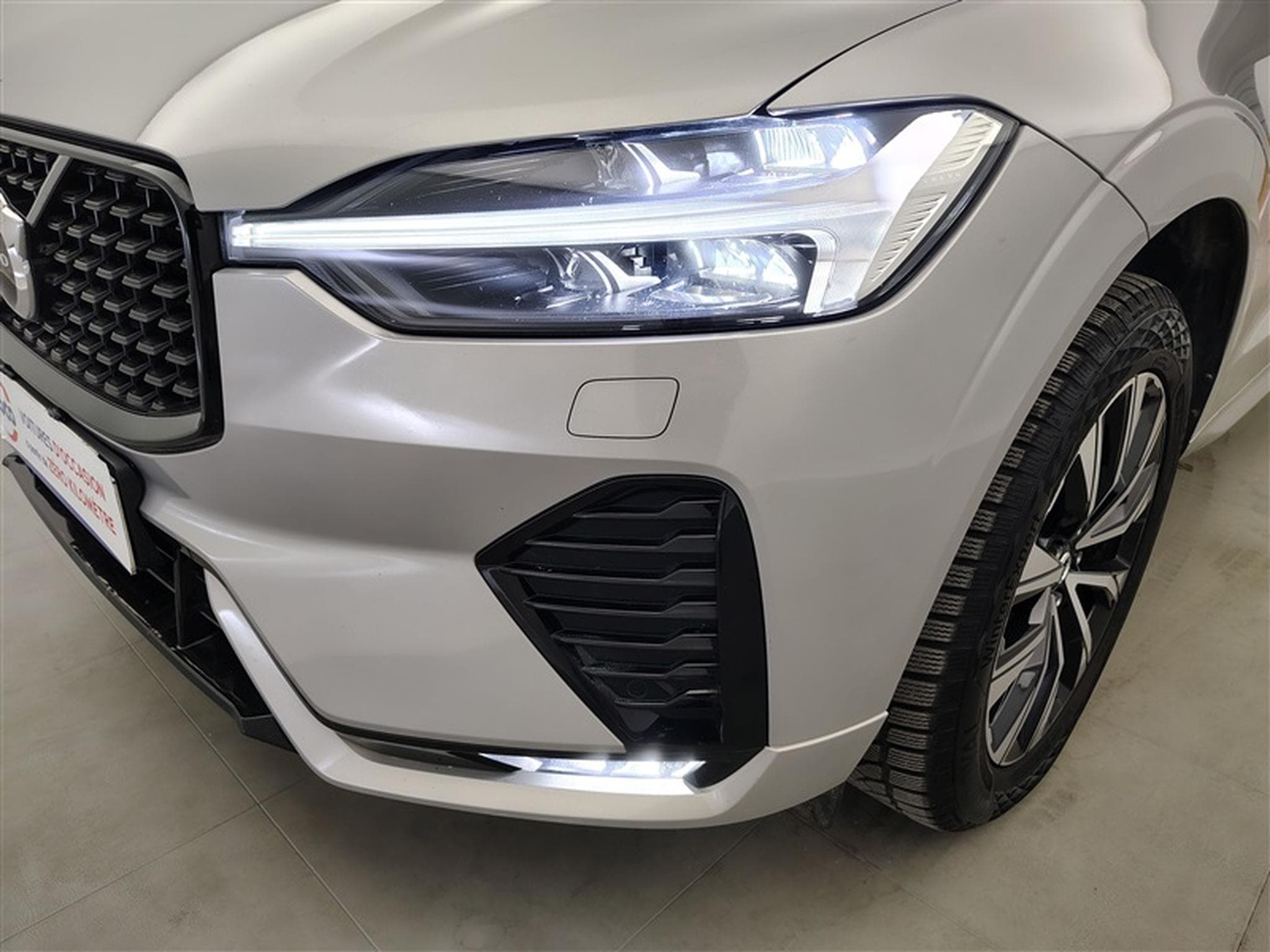 Volvo XC60 2.0 B4 MHEV Ultimate Dark  Cuir/Toit Pano/sièges élec. ... (2022) - Photo 15