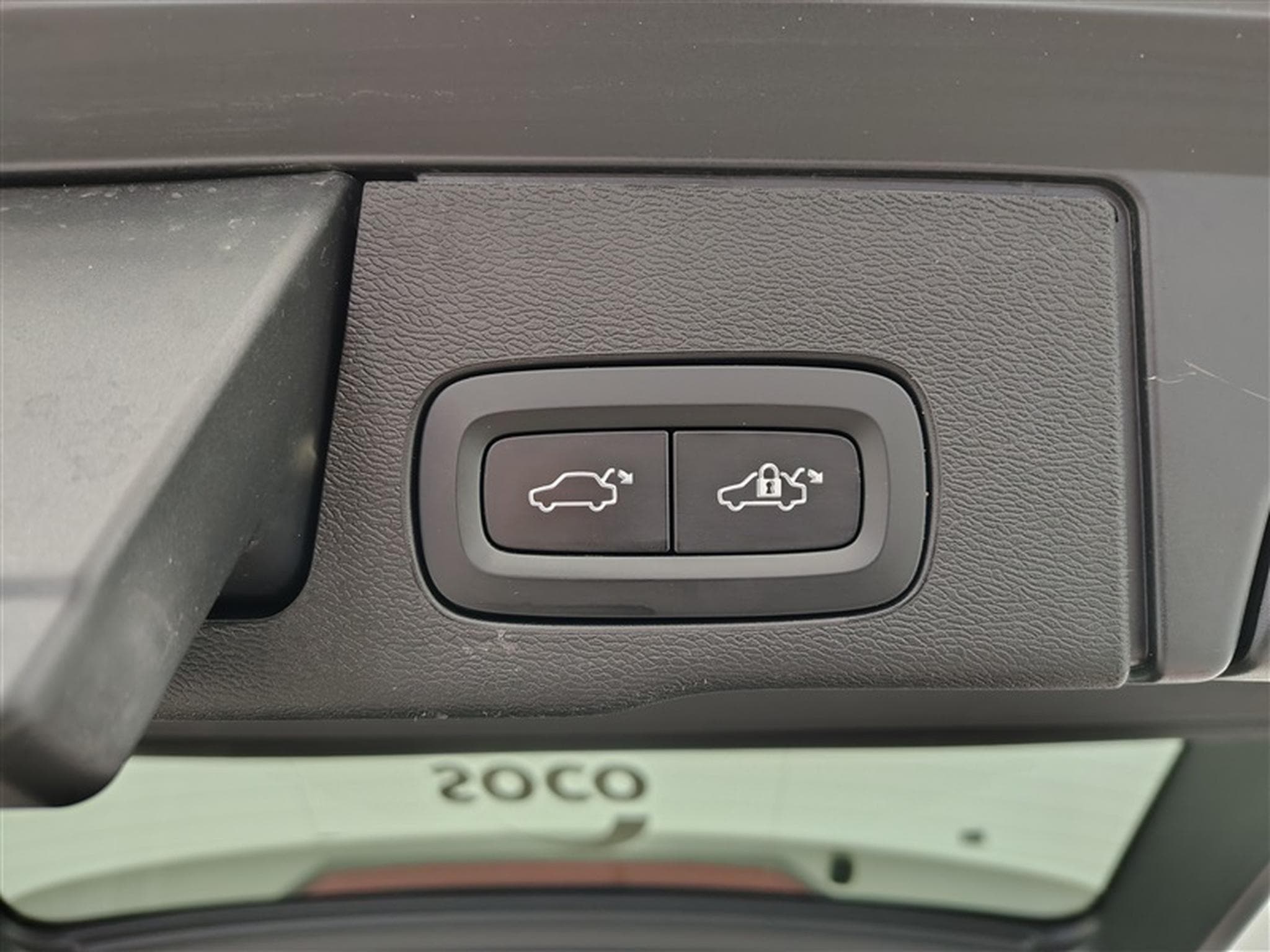Volvo XC60 2.0 B4 MHEV Ultimate Dark  Cuir/Toit Pano/sièges élec. ... (2022) - Photo 20