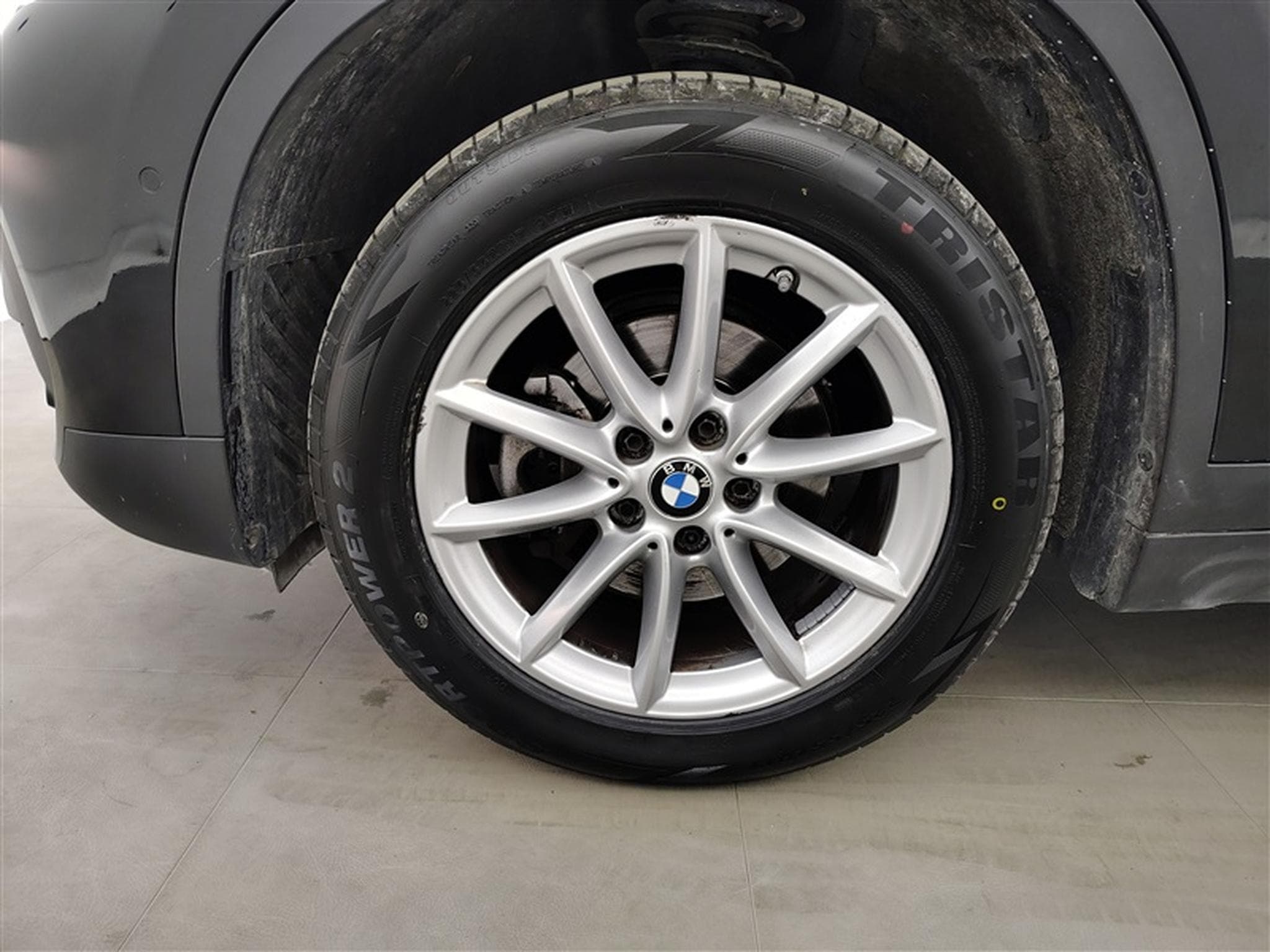 BMW X1 1.5 dA sDrive16  Navi / PDC av+ar (2022) - Foto 6