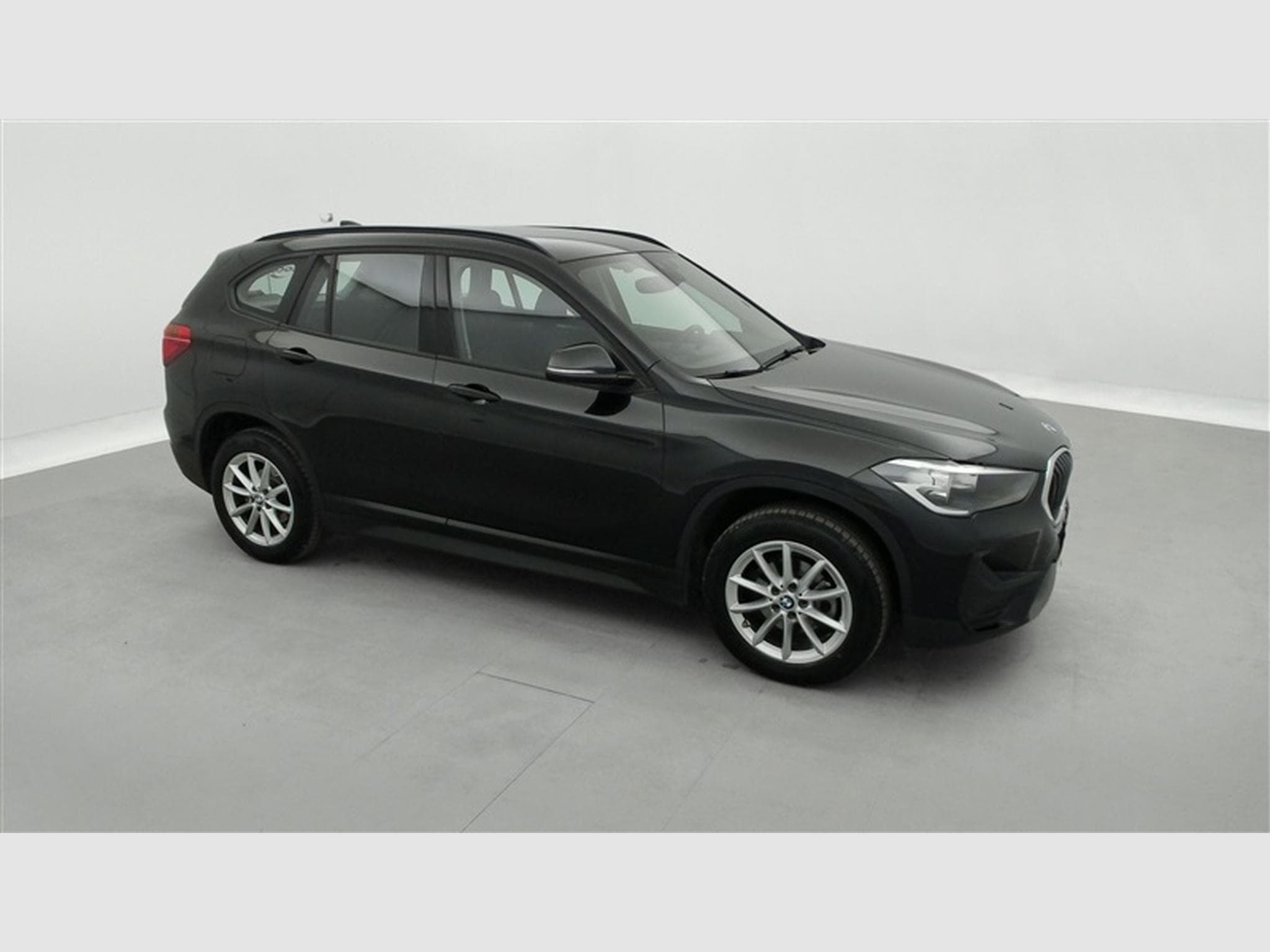 BMW X1 1.5 dA sDrive16  Navi / PDC av+ar (2022) - Foto 23