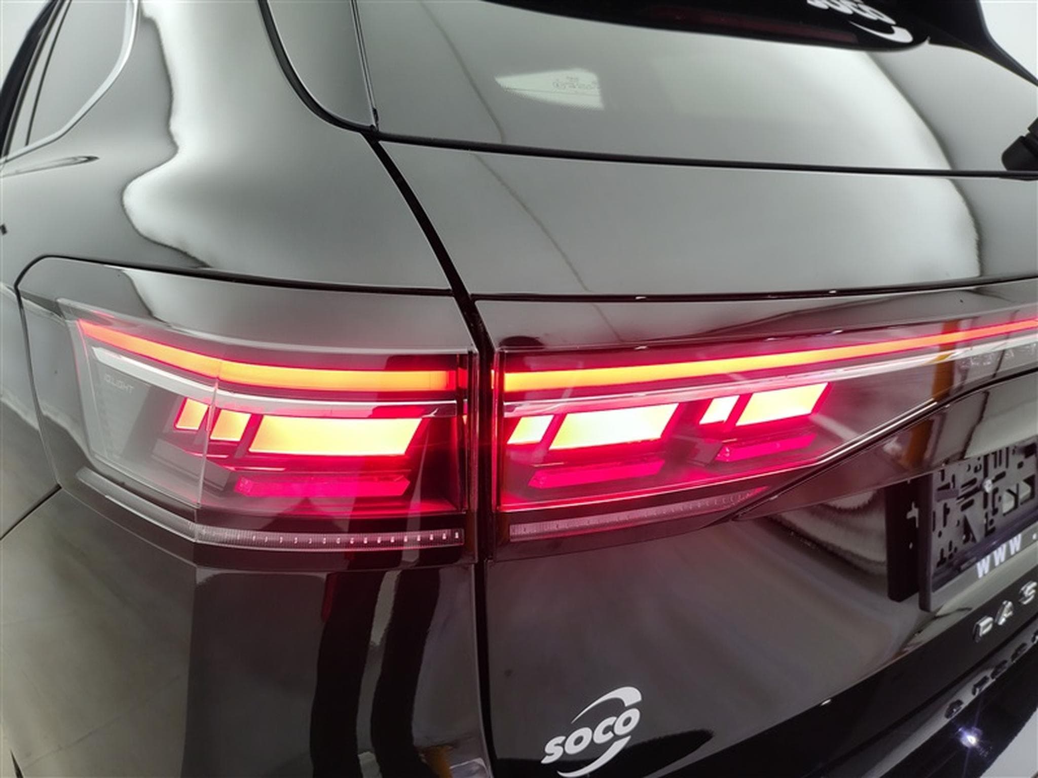 VW Passat 2.0 TDi 150cv DSG R-Line NAVI / FULL LED / CAMERA / JA 18" (2025) - Photo 16