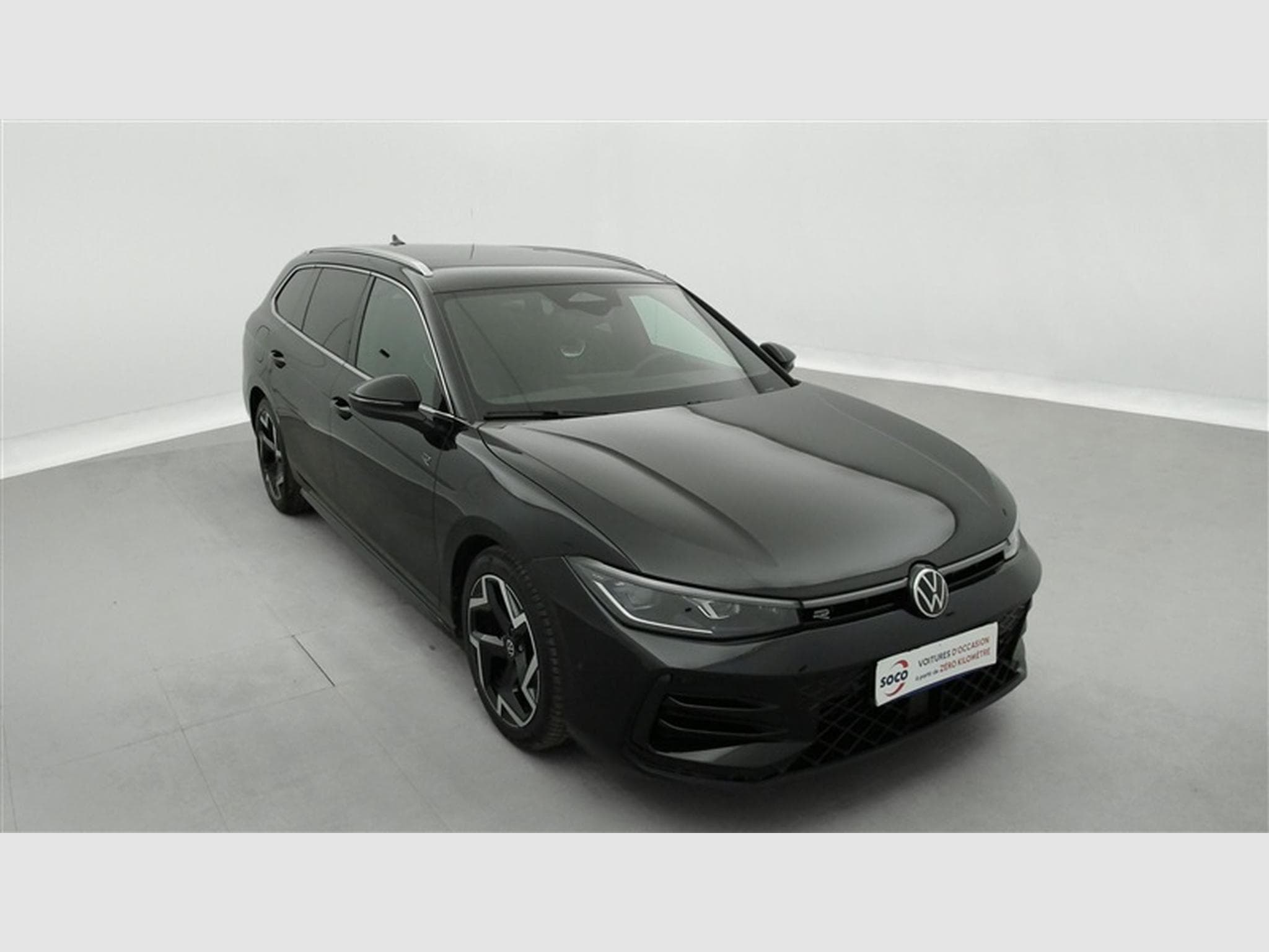 VW Passat 2.0 TDi 150cv DSG R-Line NAVI / FULL LED / CAMERA / JA 18" (2025) - Photo 24