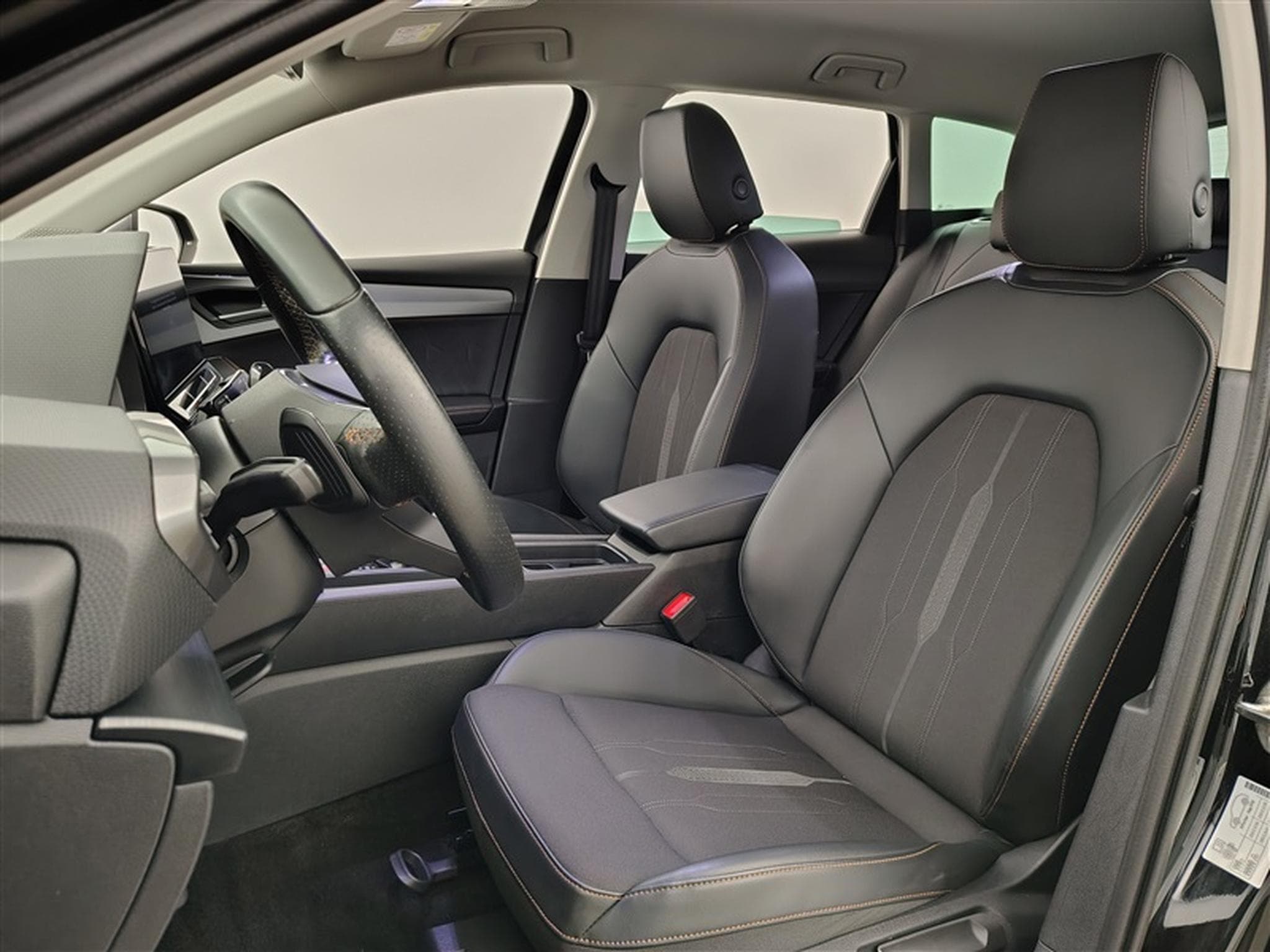 Cupra Leon 1.5 TSI 150cv S-CUIR / CARPLAY / FULL LED / ALU18" (2023) - Photo 7