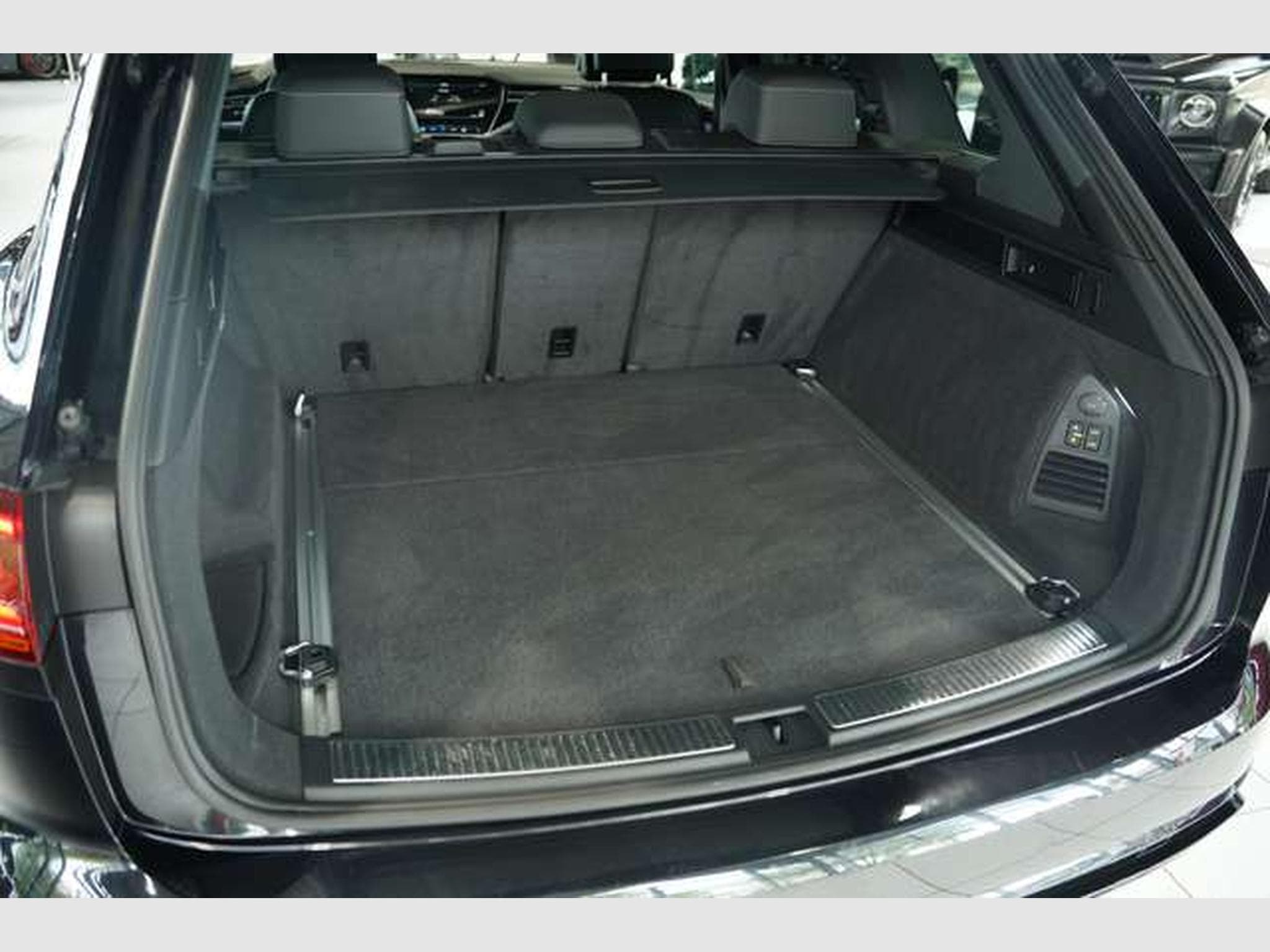 VW Touareg R-Line 4M 2.H *21*Pano*LUFT*Memory*H-UP (2020) - Photo 45