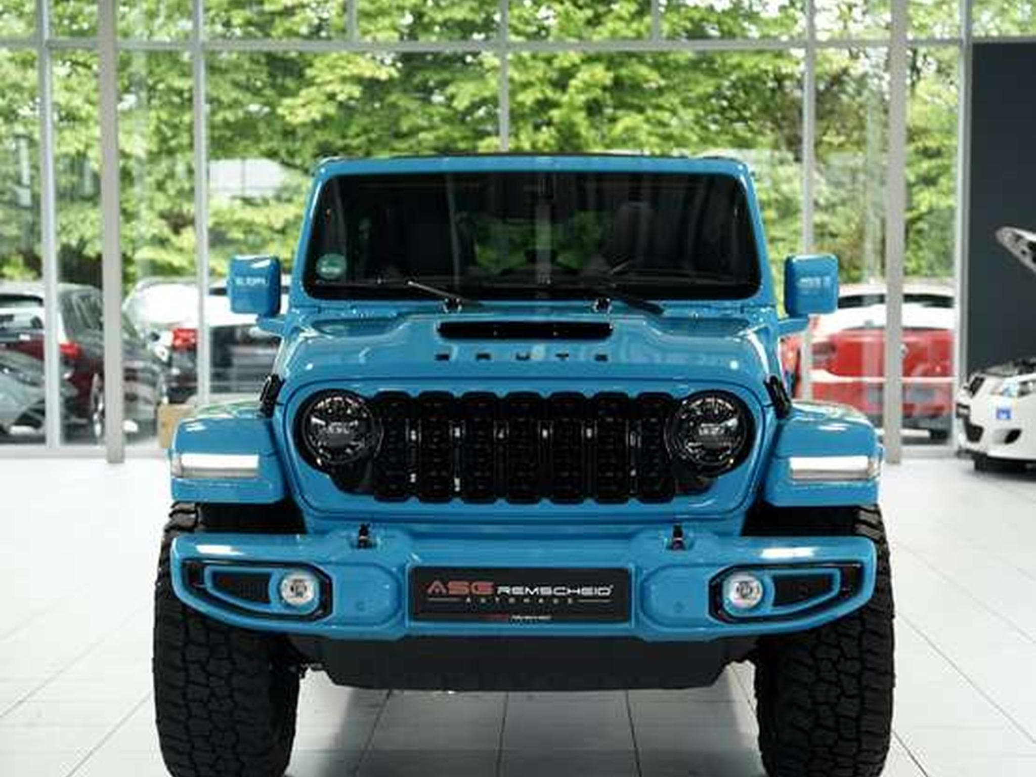 Jeep Wrangler BRUTE 2.0 T-GDI Sahara *1.H *Sonderlack (2025) - Foto 4