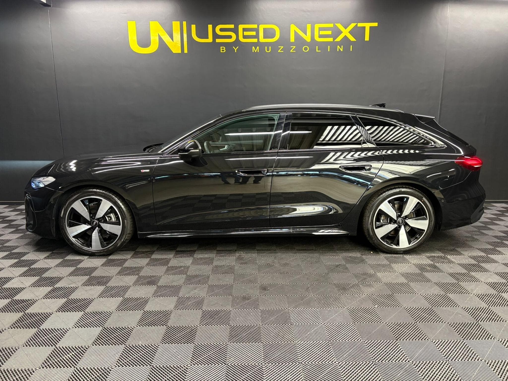 Audi A5 AVANT TFSI 204cv S-line Plus CAMERA 360/NAVI/LED (2025) - Foto 4