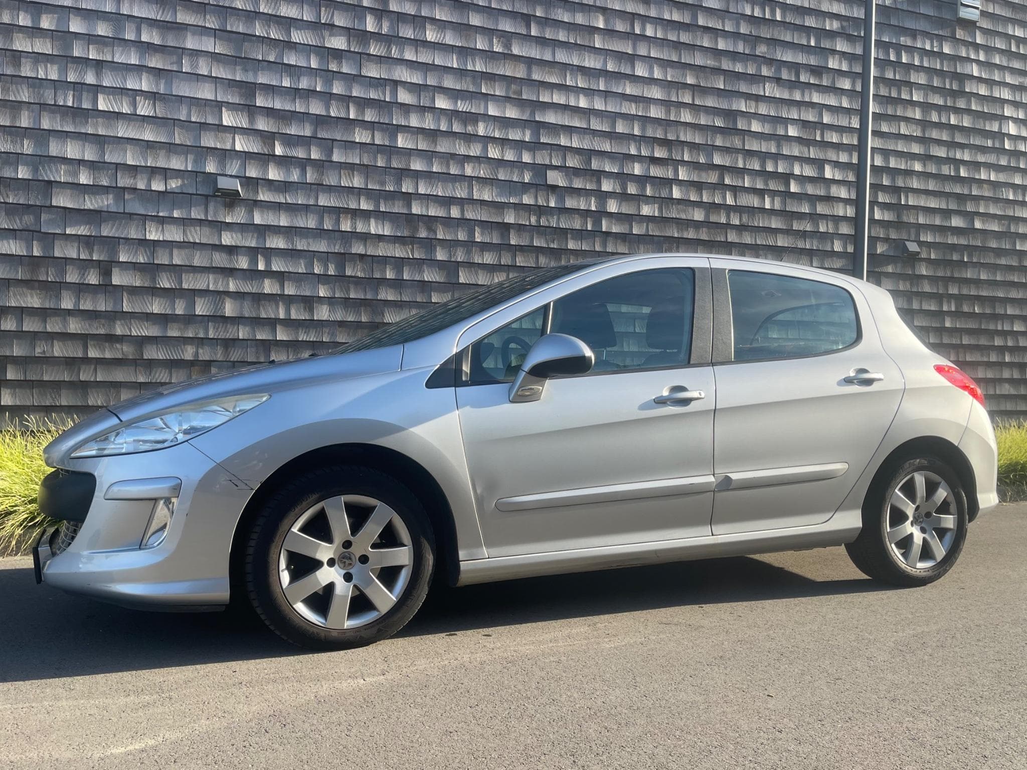 Peugeot 308 (2010) - Photo 1