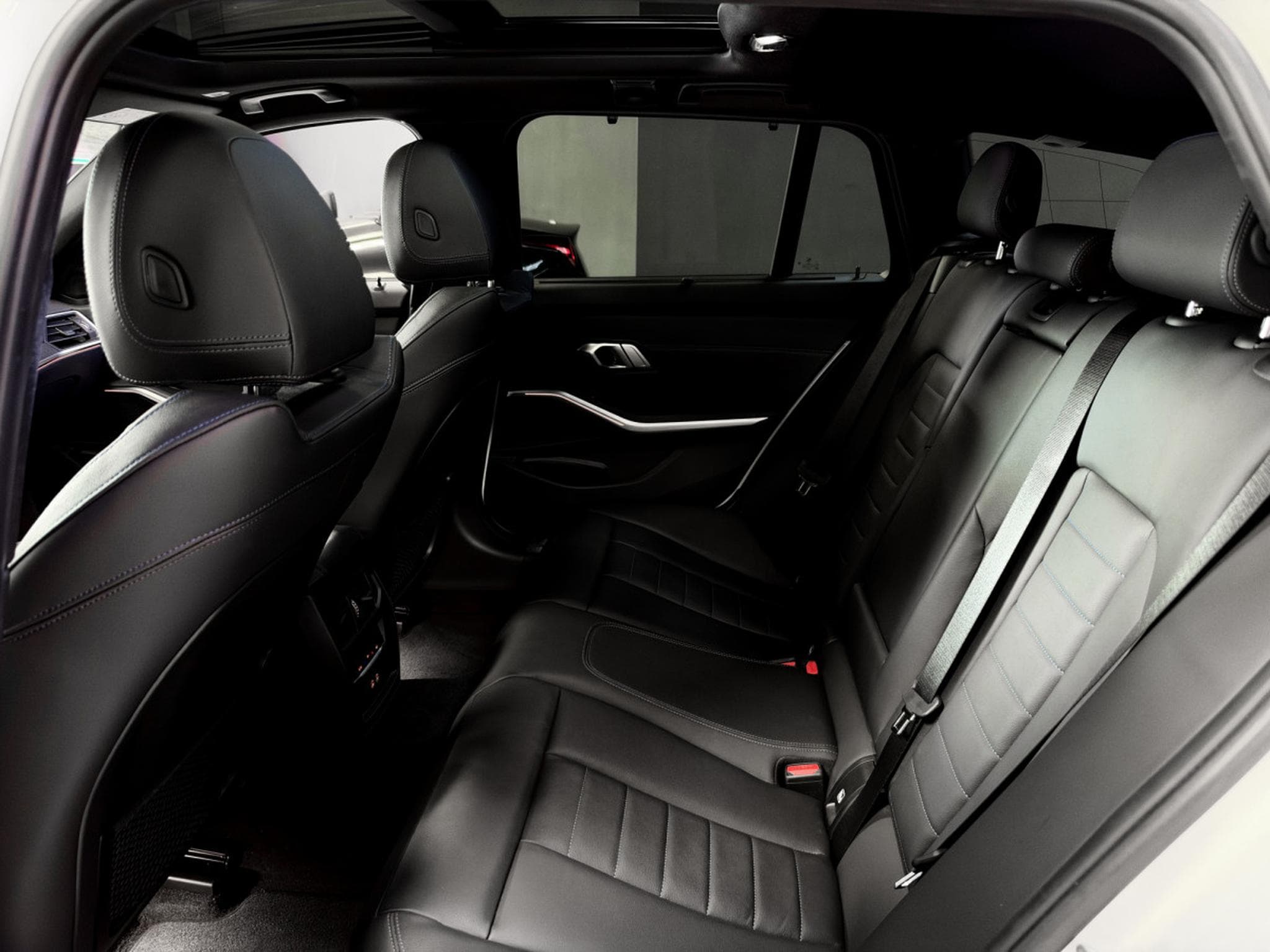 BMW M340 xDrive Touring (2022) - Photo 13