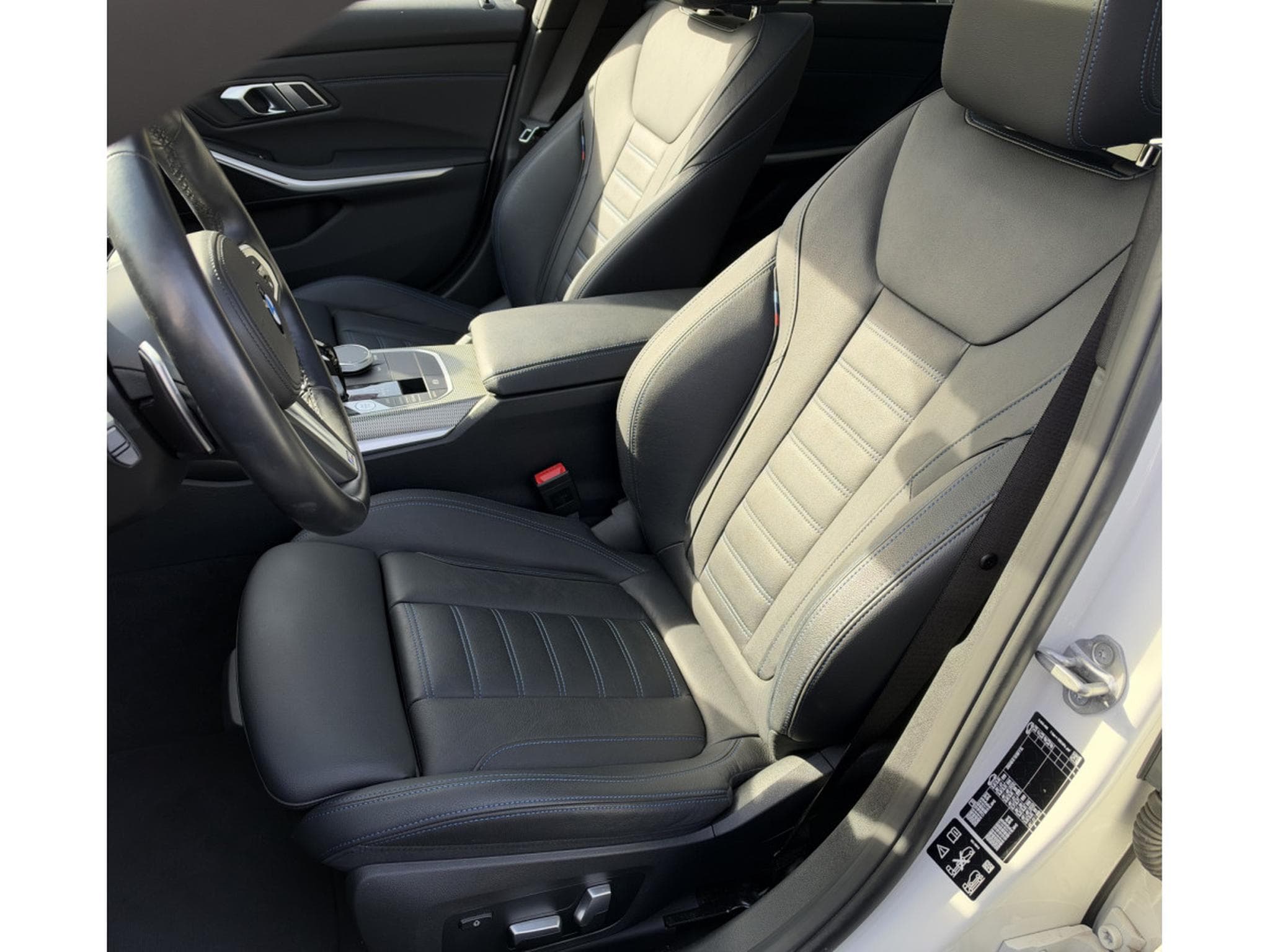 BMW M340 xDrive Touring (2022) - Photo 17