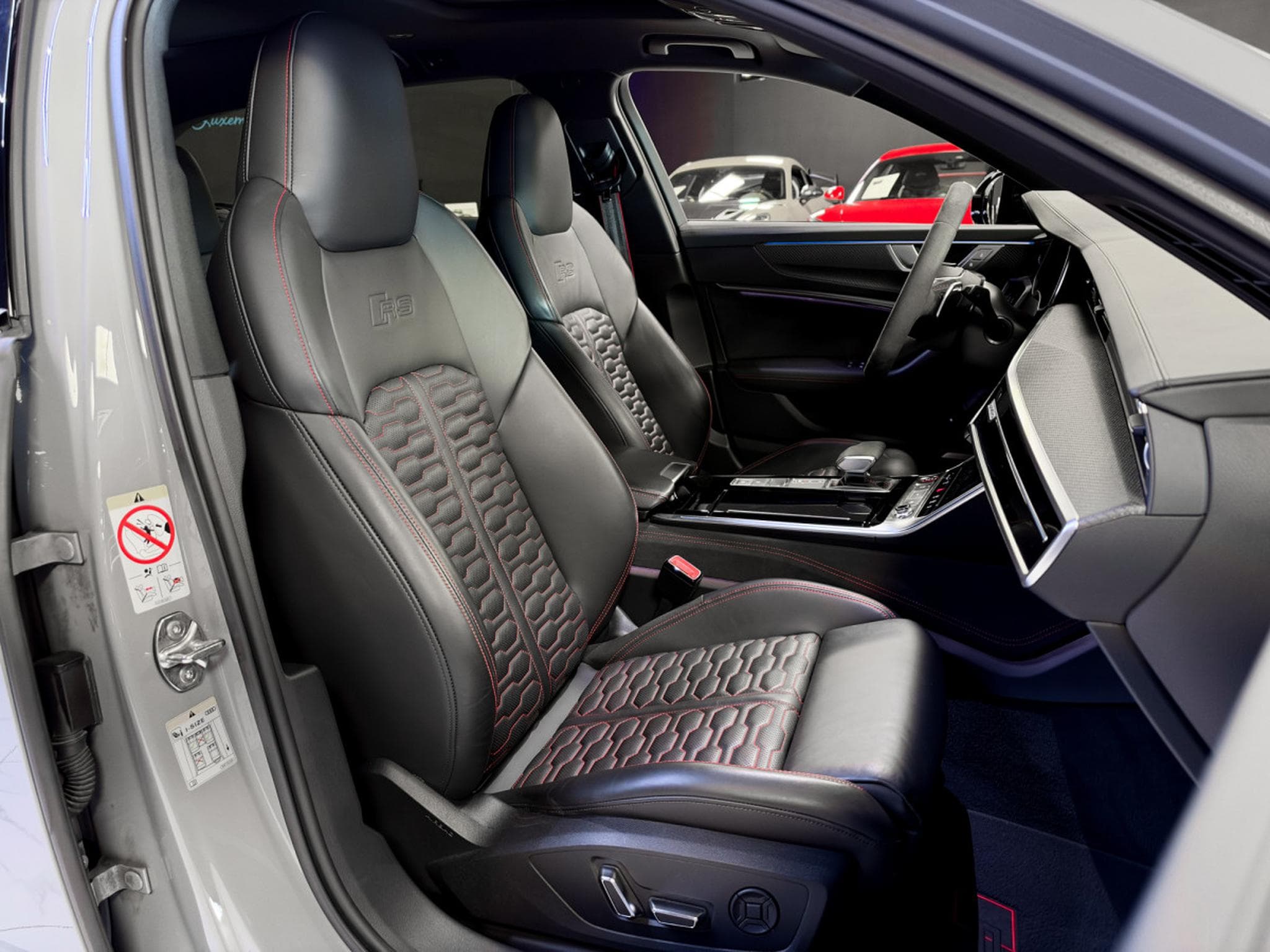 Audi RS6 Avant 4.0 V8 TFSI - Audi warranty - Full service (2022) - Photo 13