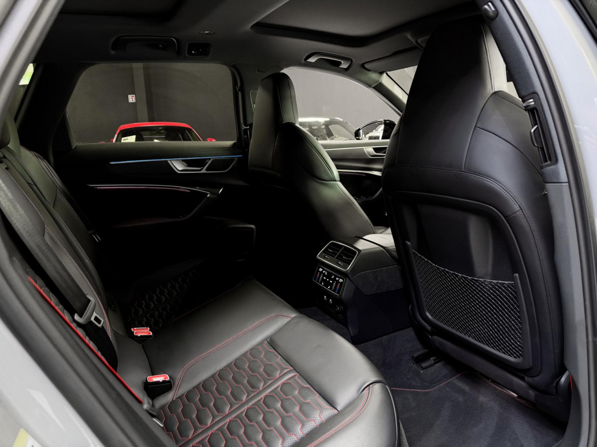 Audi RS6 Avant 4.0 V8 TFSI - Audi warranty - Full service (2022) - Photo 14