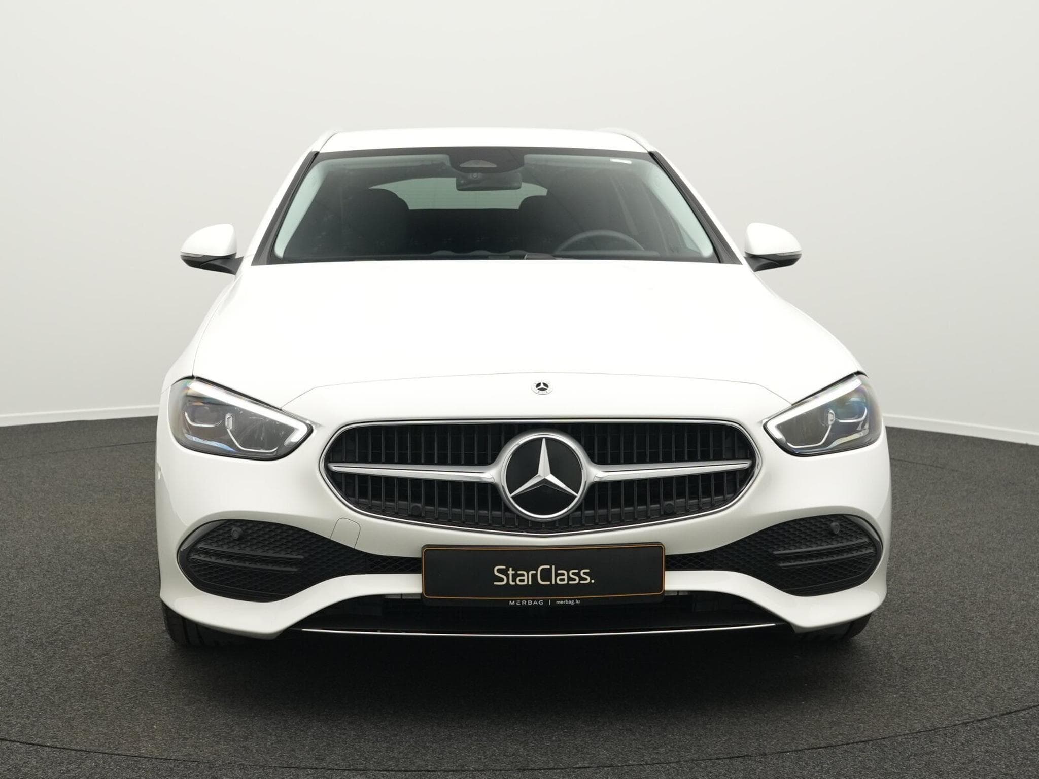 Mercedes C 200 d T Avantgarde LED+Kamera+AHK+EasyPack (2025) - Foto 2