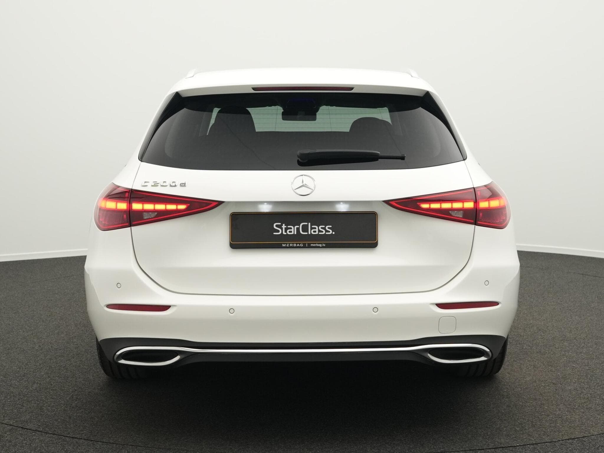 Mercedes C 200 d T Avantgarde LED+Kamera+AHK+EasyPack (2025) - Foto 4