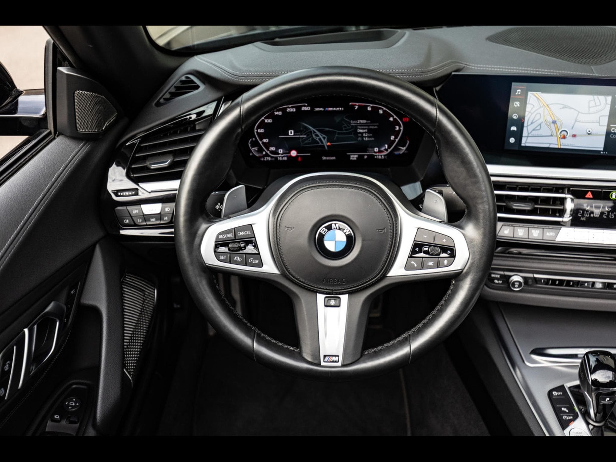 BMW Z4 ROADSTER STEPRTONIC (340 CH) - BLACK SAPPHIRE (2022) - Photo 12