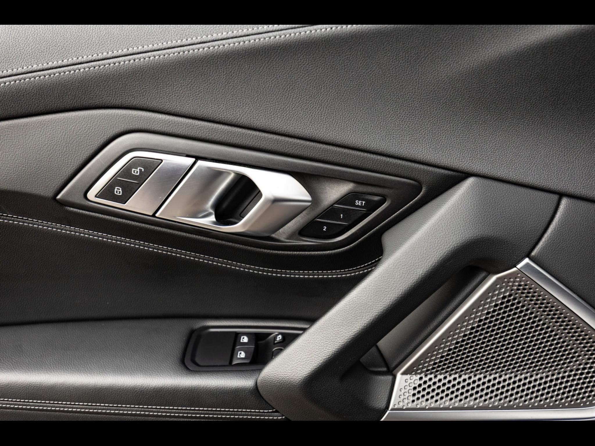BMW Z4 ROADSTER STEPRTONIC (340 CH) - BLACK SAPPHIRE (2022) - Photo 25