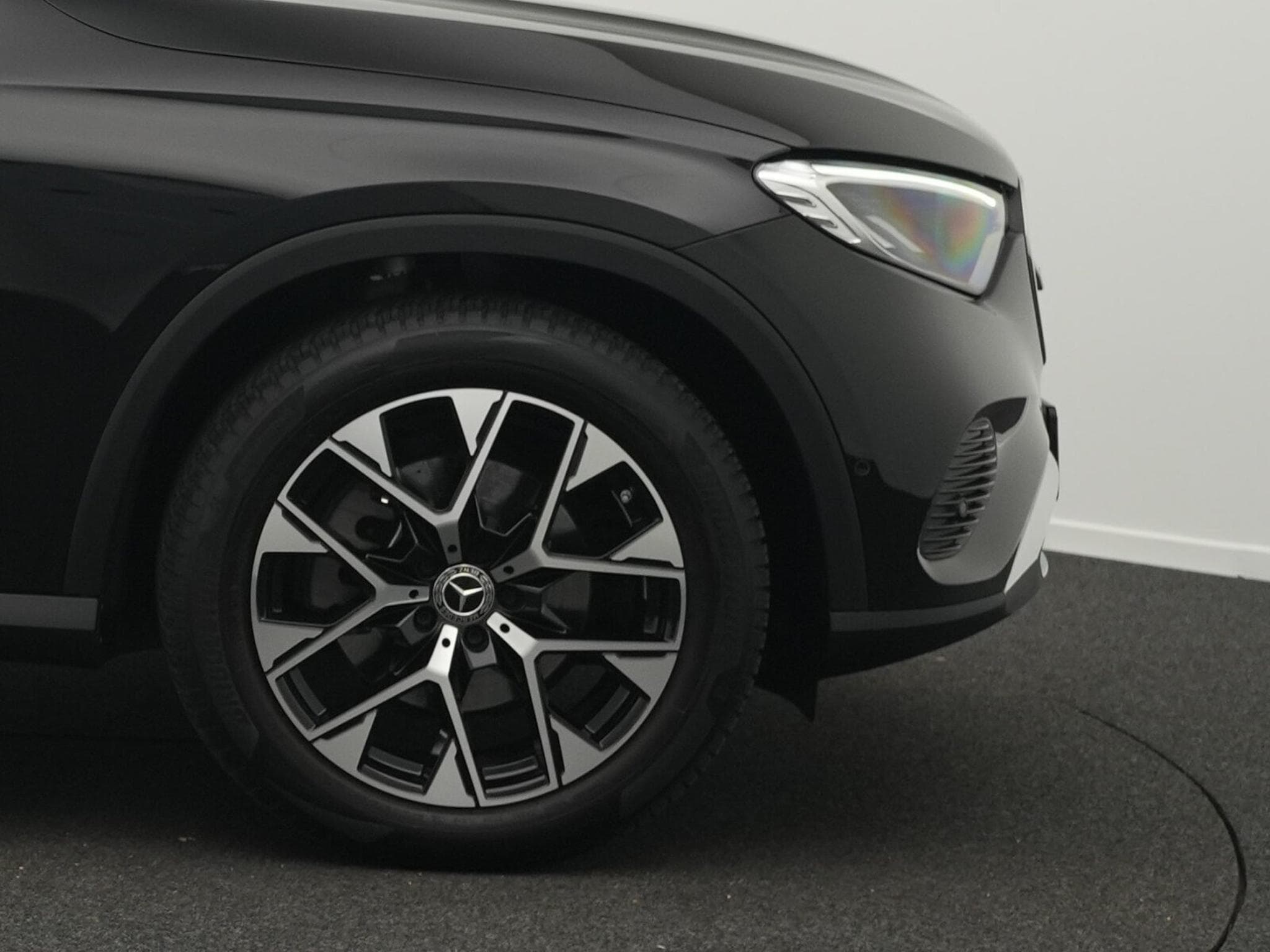 Mercedes GLC 220 d 4MATIC Avantgarde Kamera+EasyPack+Memo (2025) - Photo 8
