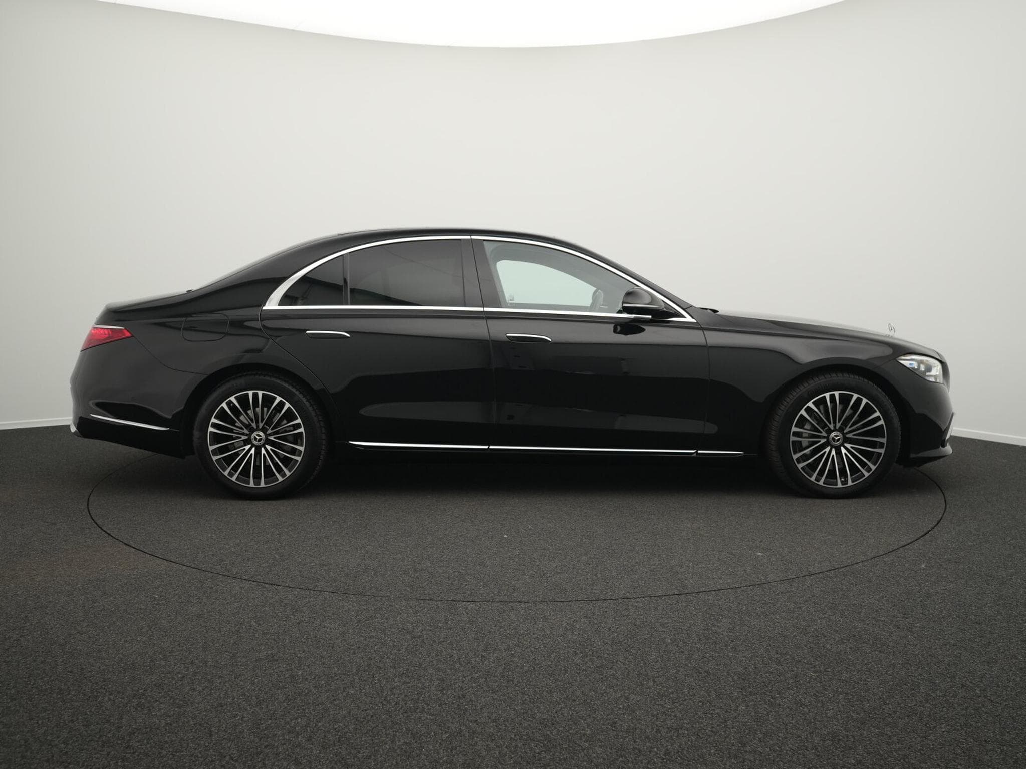 Mercedes S 350 d 4MATIC Pano+360°+Burm+Memo+Digital (2025) - Foto 5