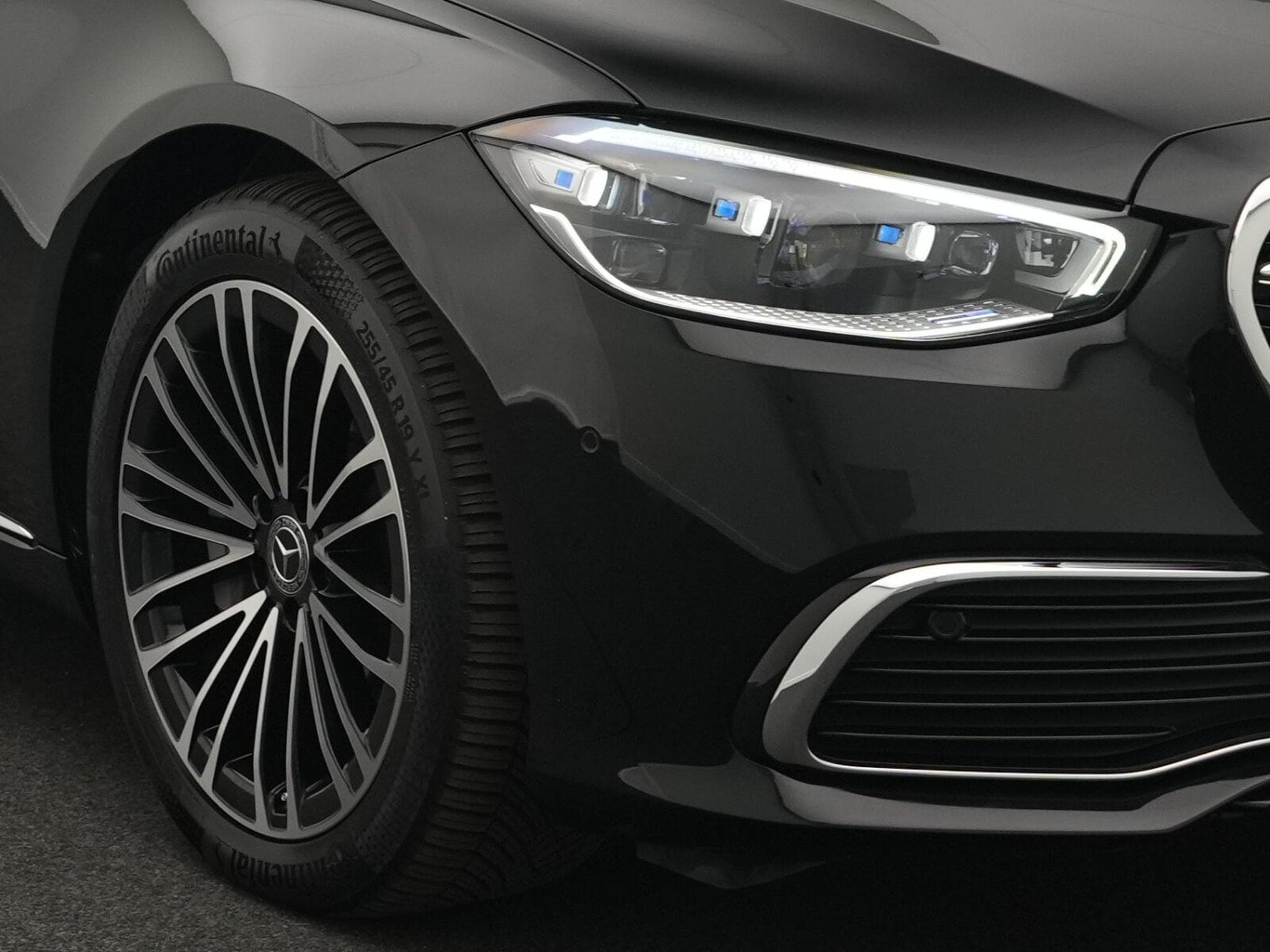 Mercedes S 350 d 4MATIC Pano+360°+Burm+Memo+Digital (2025) - Foto 9