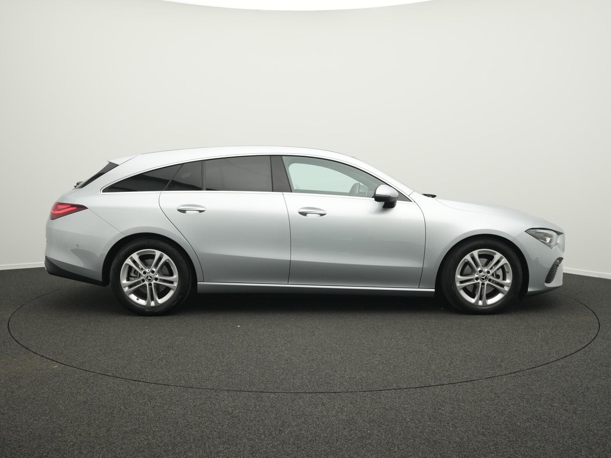 Mercedes CLA 180 Progressive LED+Kamera+Totw+SHZ (2024) - Photo 5
