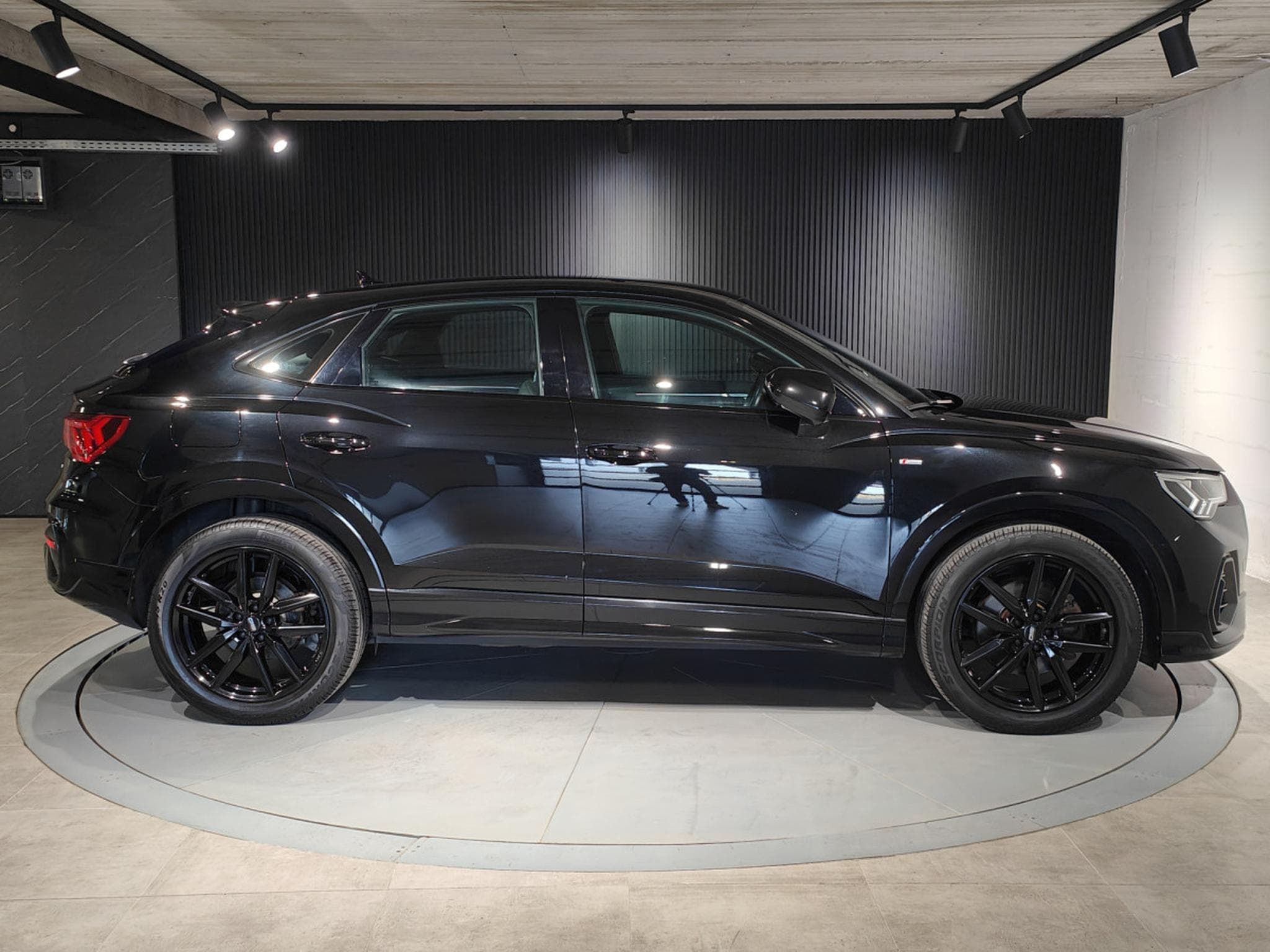 Audi Q3 Q3 SPORTBACK 40 TDI QUATTRO S-TRONIC S-LINE CAMERA VIRTUAL (2020) - Photo 2