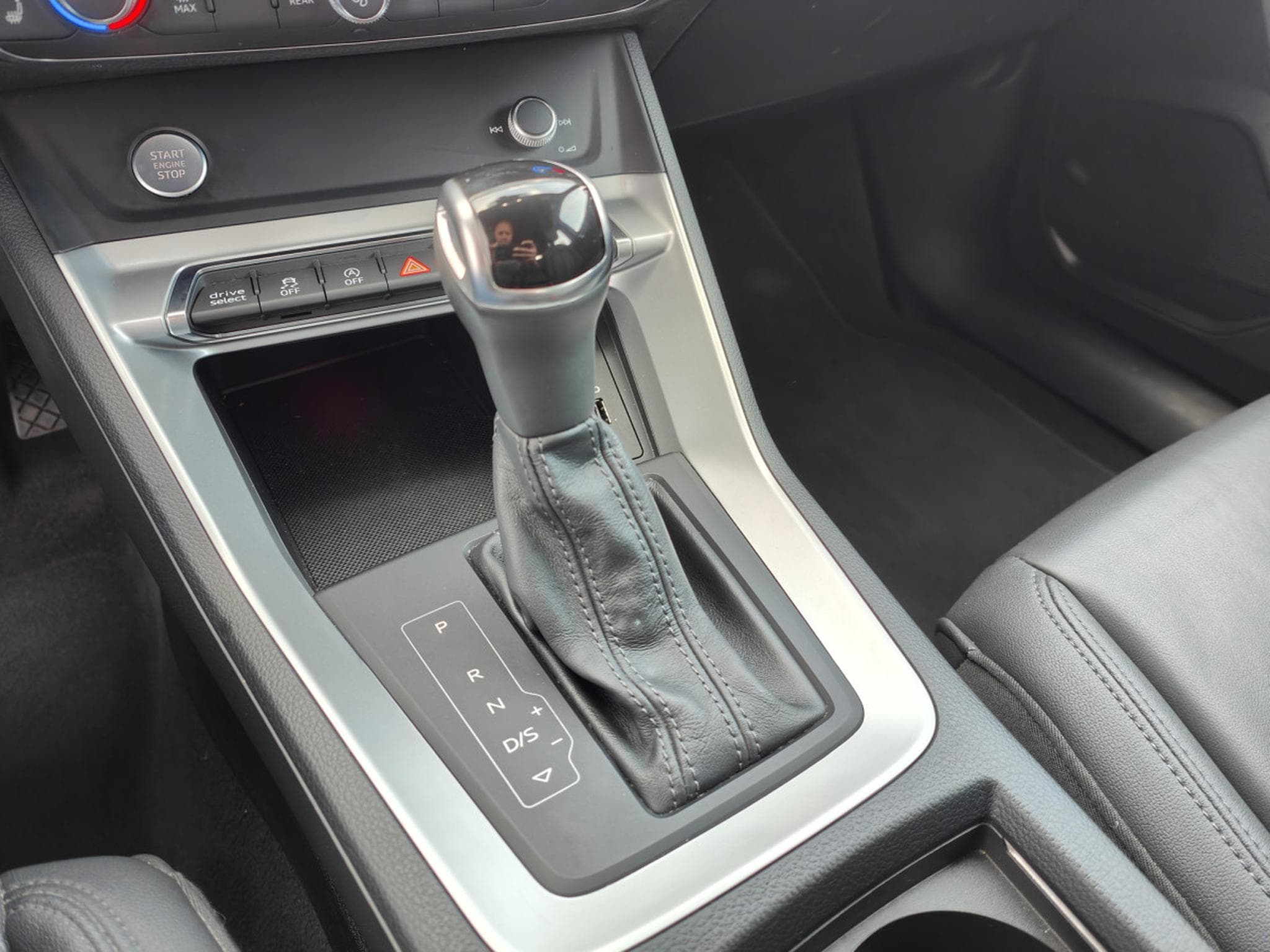 Audi Q3 Q3 SPORTBACK 40 TDI QUATTRO S-TRONIC S-LINE CAMERA VIRTUAL (2020) - Photo 14