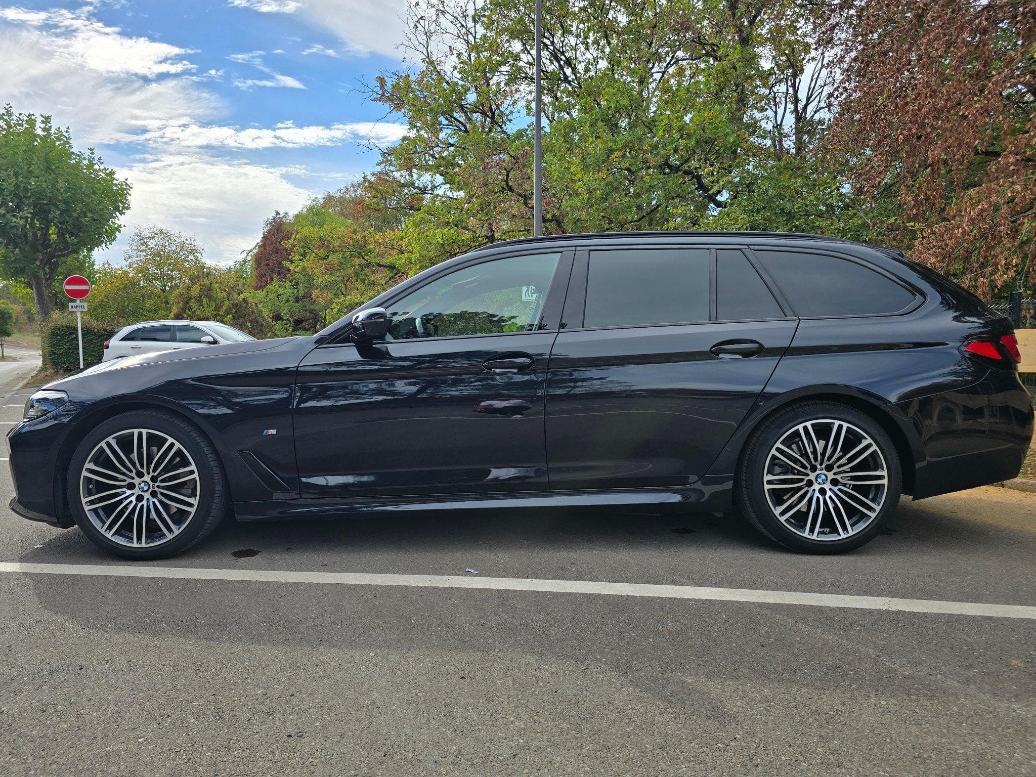 BMW 520 Pack M (2022) - Photo 3