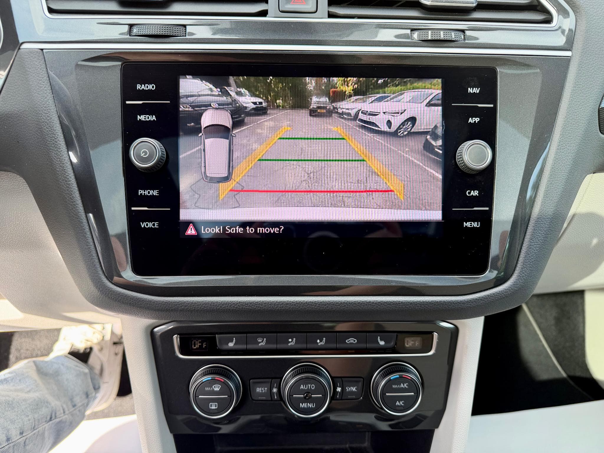 VW Tiguan 2.0 TSI 190 DSG7 4Motion Highline Pano/Cam/Head-Up (2019) - Photo 13