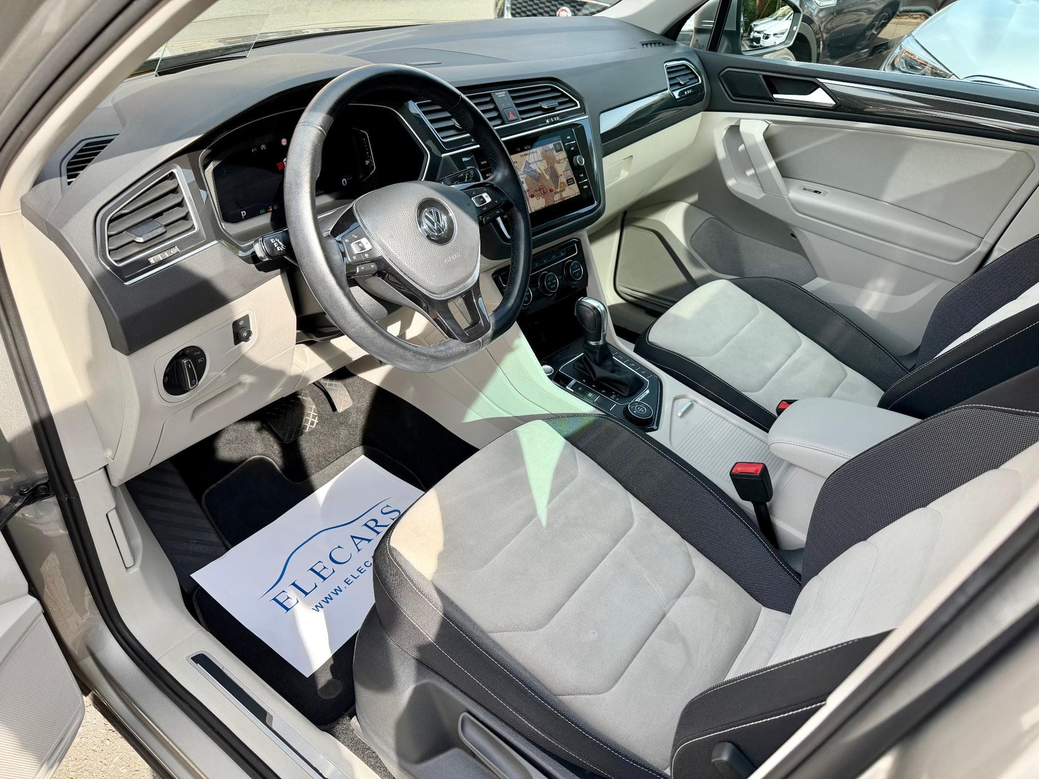 VW Tiguan 2.0 TSI 190 DSG7 4Motion Highline Pano/Cam/Head-Up (2019) - Photo 7