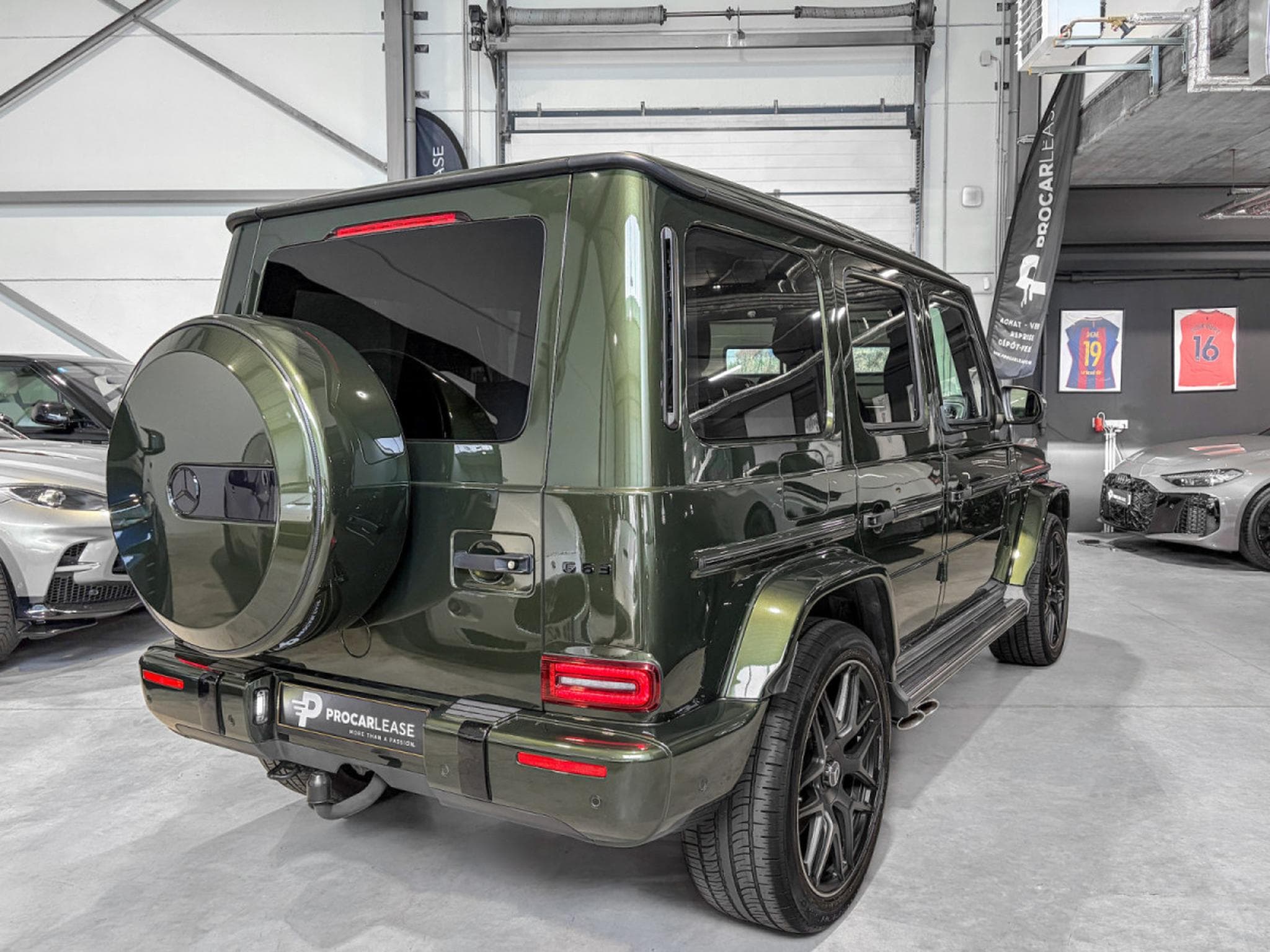 Mercedes G 63 AMG G63 AMG MANUFAKTUR/22/BURMESTER/DESIGNO MAGNO/360° (2023) - Photo 14