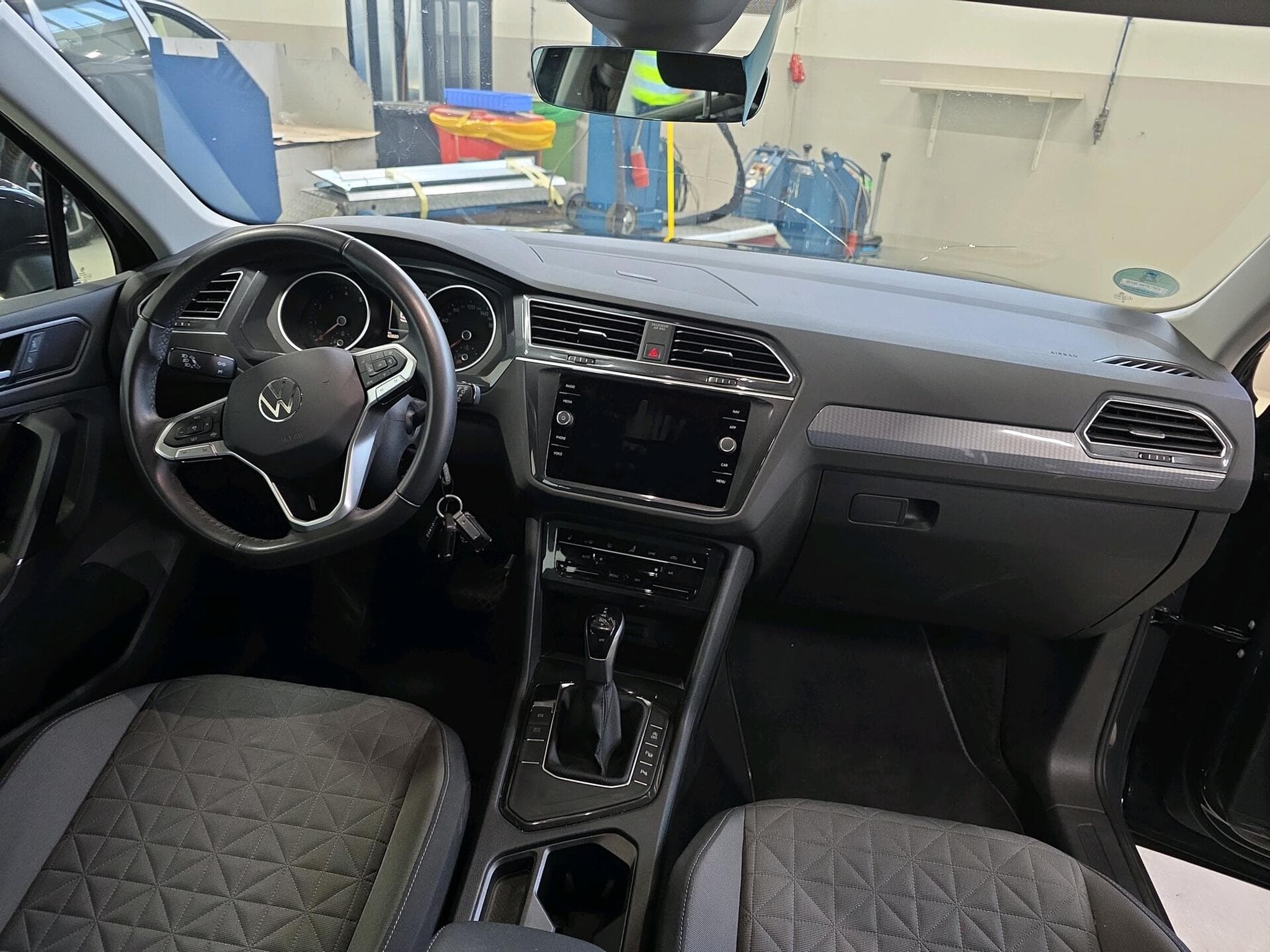 VW Tiguan Life 1.5 TSI 150CH DSG 7 (2022) - Photo 6