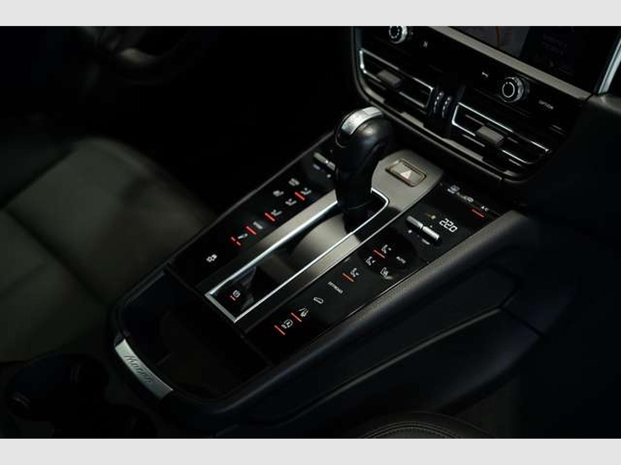 Porsche Macan S *20 *Pano *Kamera *AHK *APPROVED (2023) - Photo 19