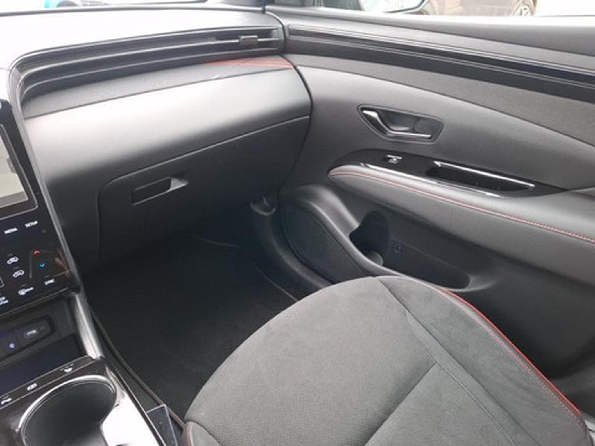 Hyundai Tucson 1.6 CRDi 48V Shine N-Line DCT (2023) - Photo 10