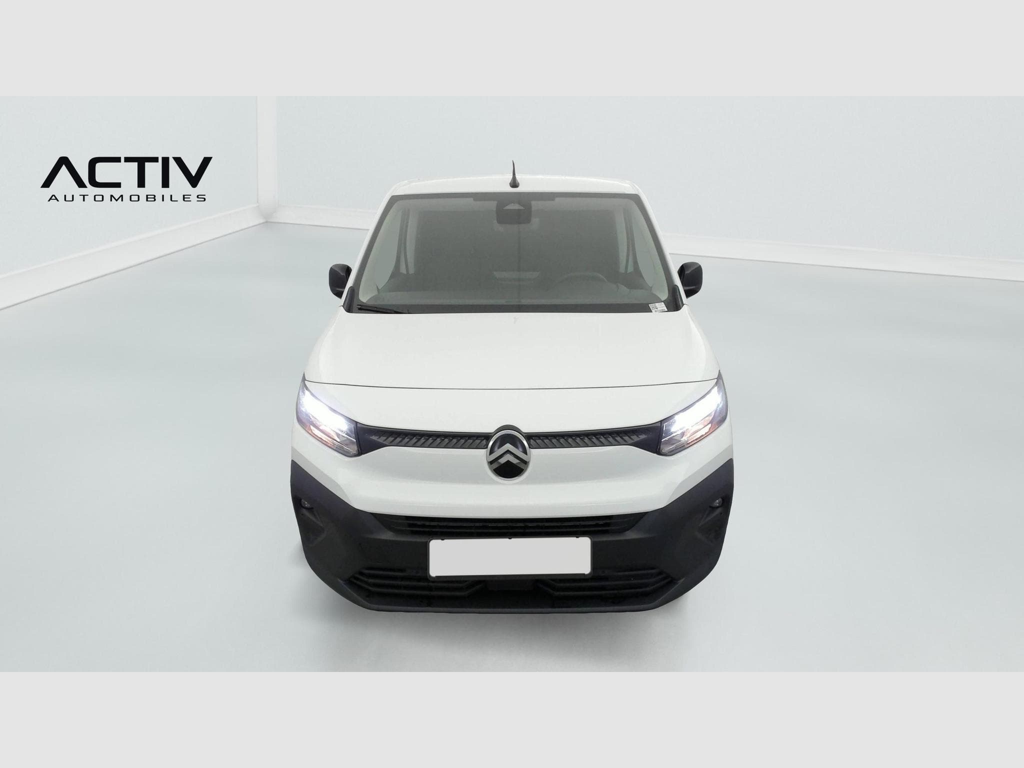 Citroën Berlingo M DIESEL 100 CH MANUELLE (2025) - Photo 2