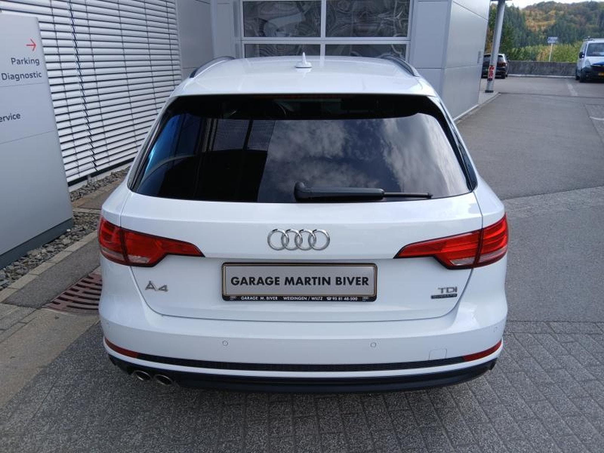 Audi A4 Avant Sport 2.0 TDI quattro s-tronic (2016) - Photo 6