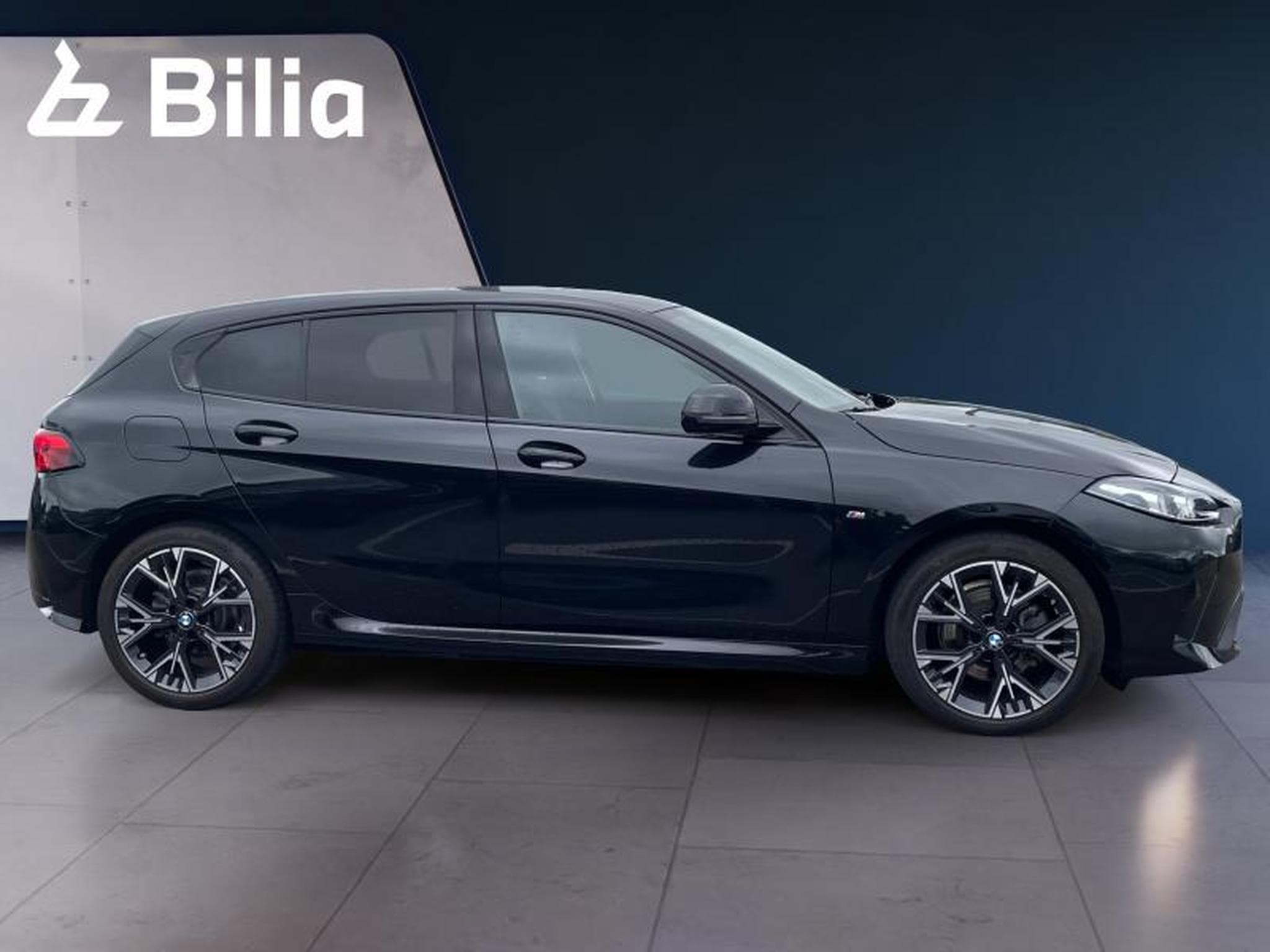 BMW 120 120i M Sport (2025) - Photo 3