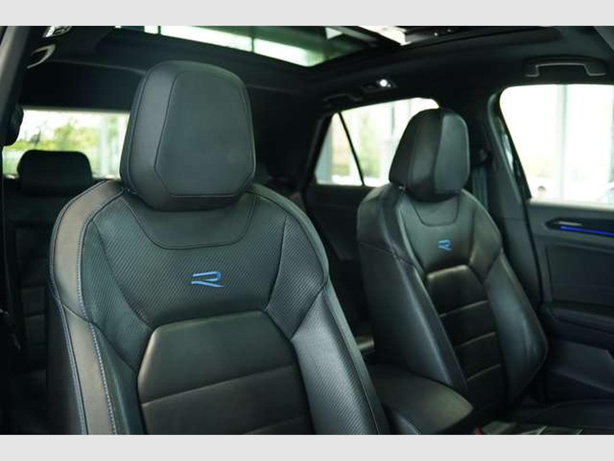 VW T-Roc R 4M *2.H *19 *Pano *AKRA *beats *ACC (2023) - Photo 20
