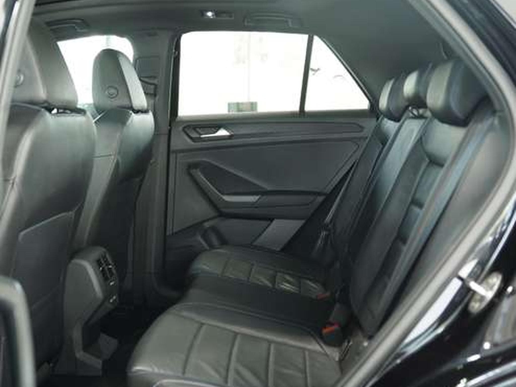 VW T-Roc R 4M *2.H *19 *Pano *AKRA *beats *ACC (2023) - Photo 24