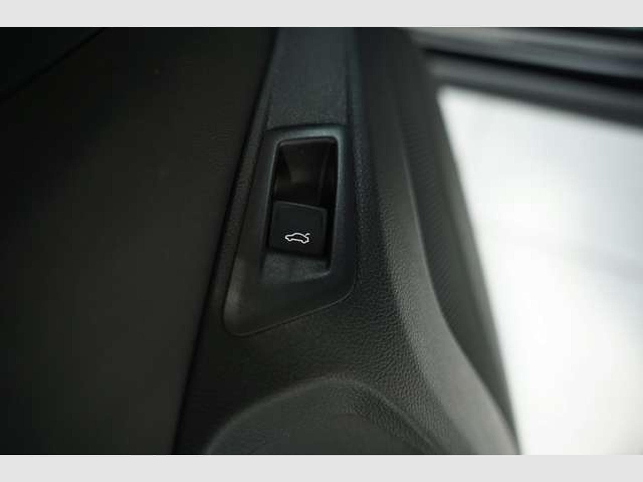 VW T-Roc R 4M *2.H *19 *Pano *AKRA *beats *ACC (2023) - Photo 27