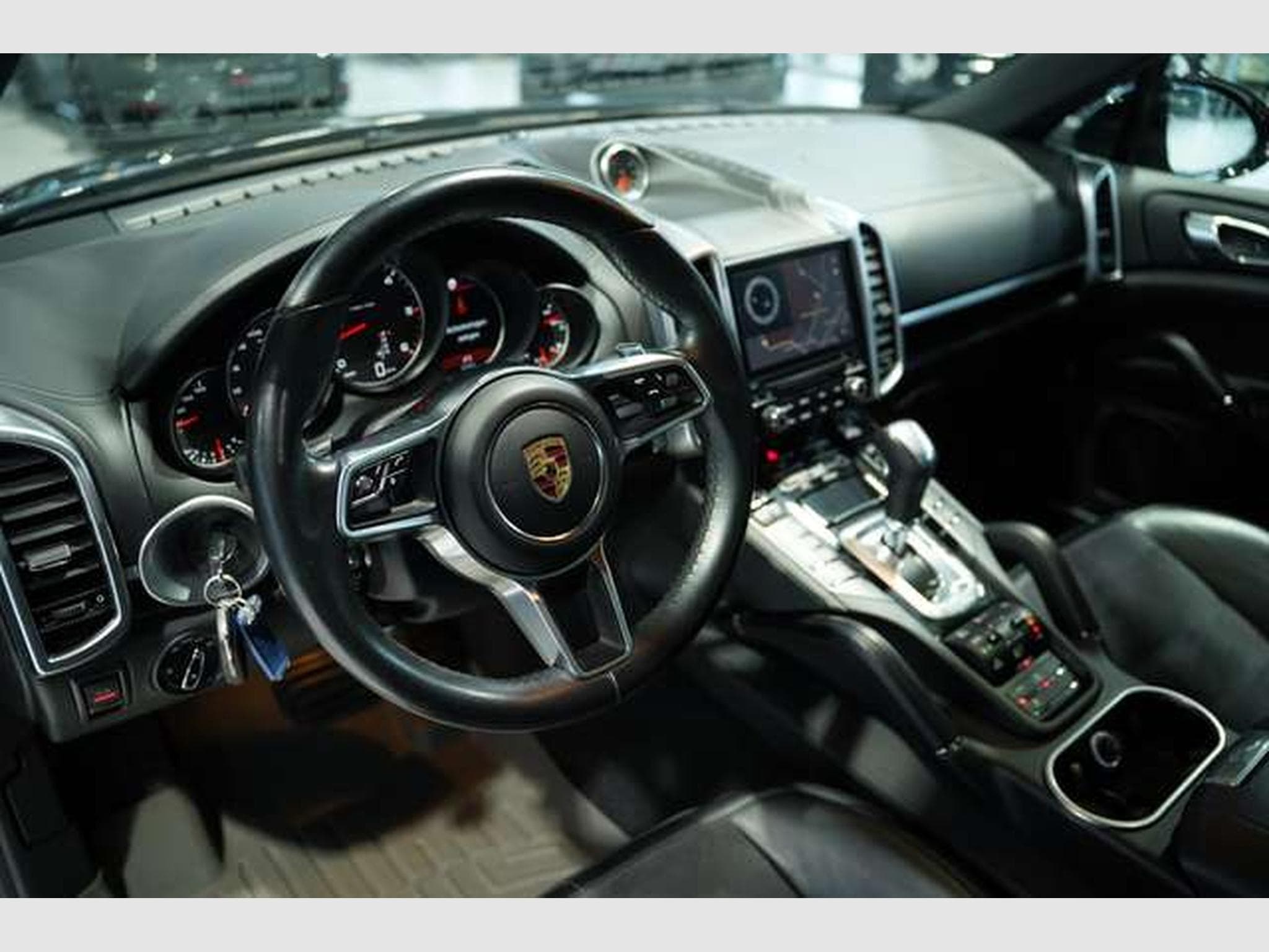 Porsche Cayenne Diesel Platinum Edition *21 *Luft *Pano (2017) - Photo 29